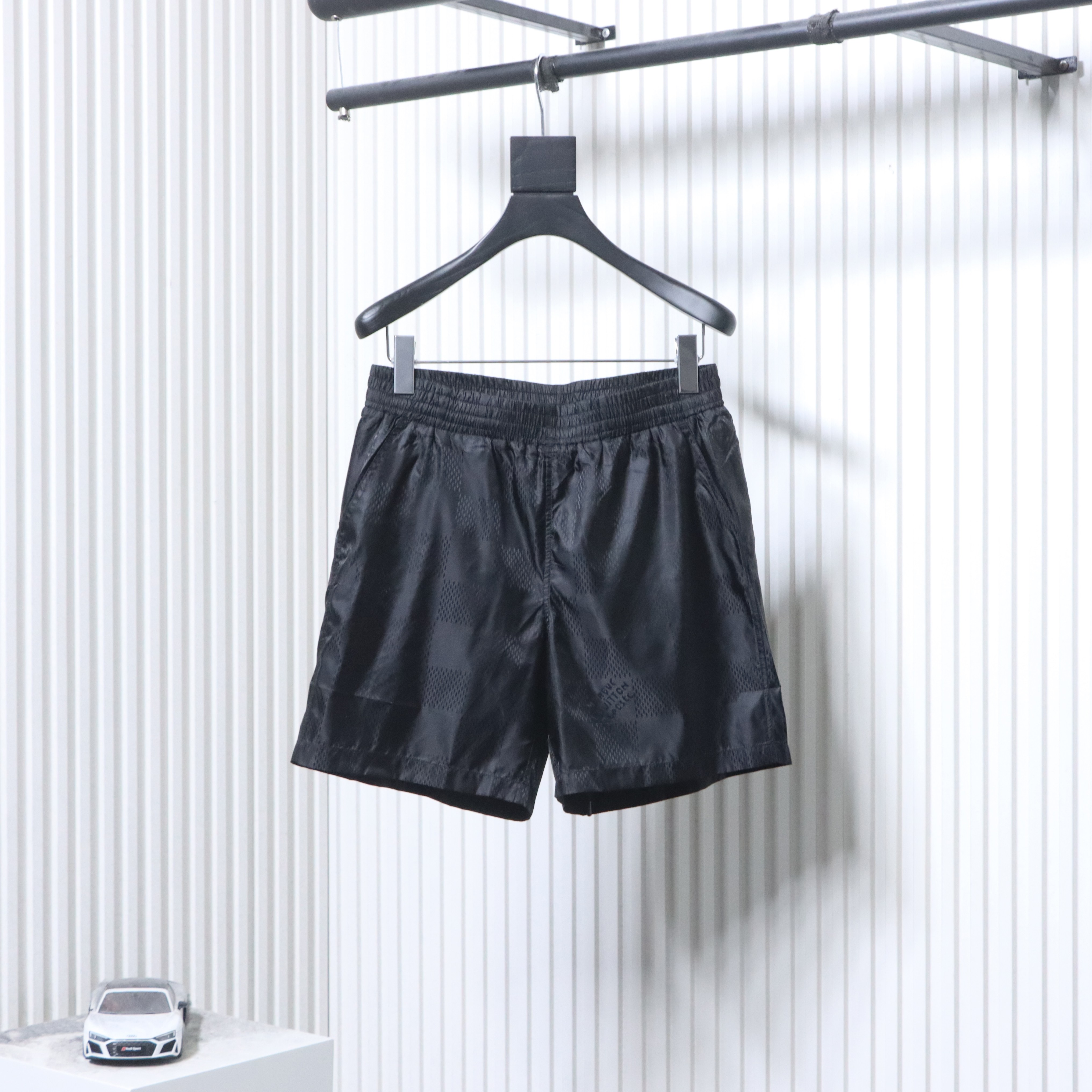 LOUIS VUITTON Tonal Pattern Checkerboard Shorts