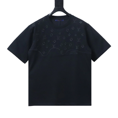 LOUIS VUITTON Tonal Pattern Partial Monogram Embroidery Logo Short Sleeve T-Shirt Style 4 01