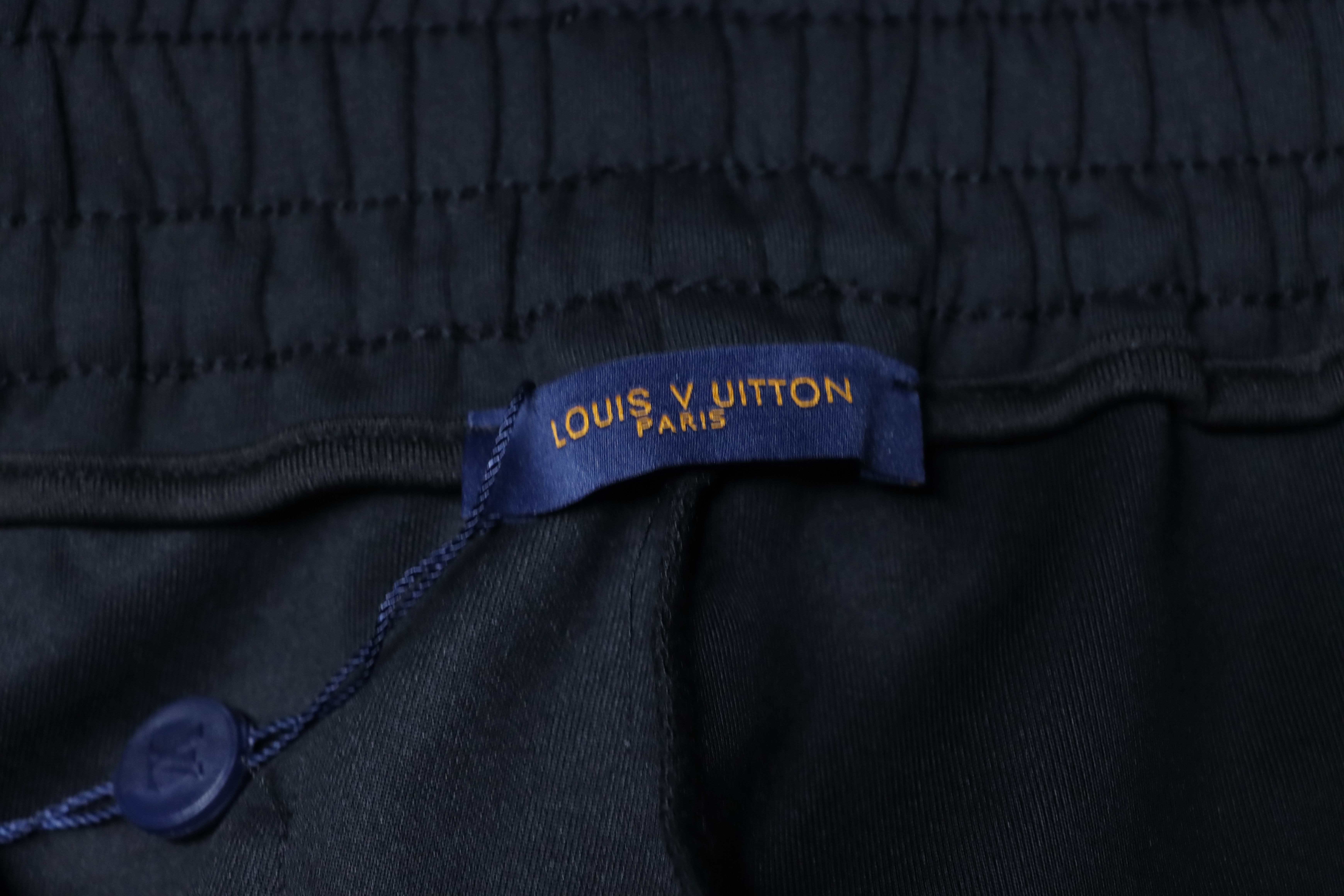 LOUIS VUITTON Tonal Pattern Partial Monogram Hem Embroidery Shorts