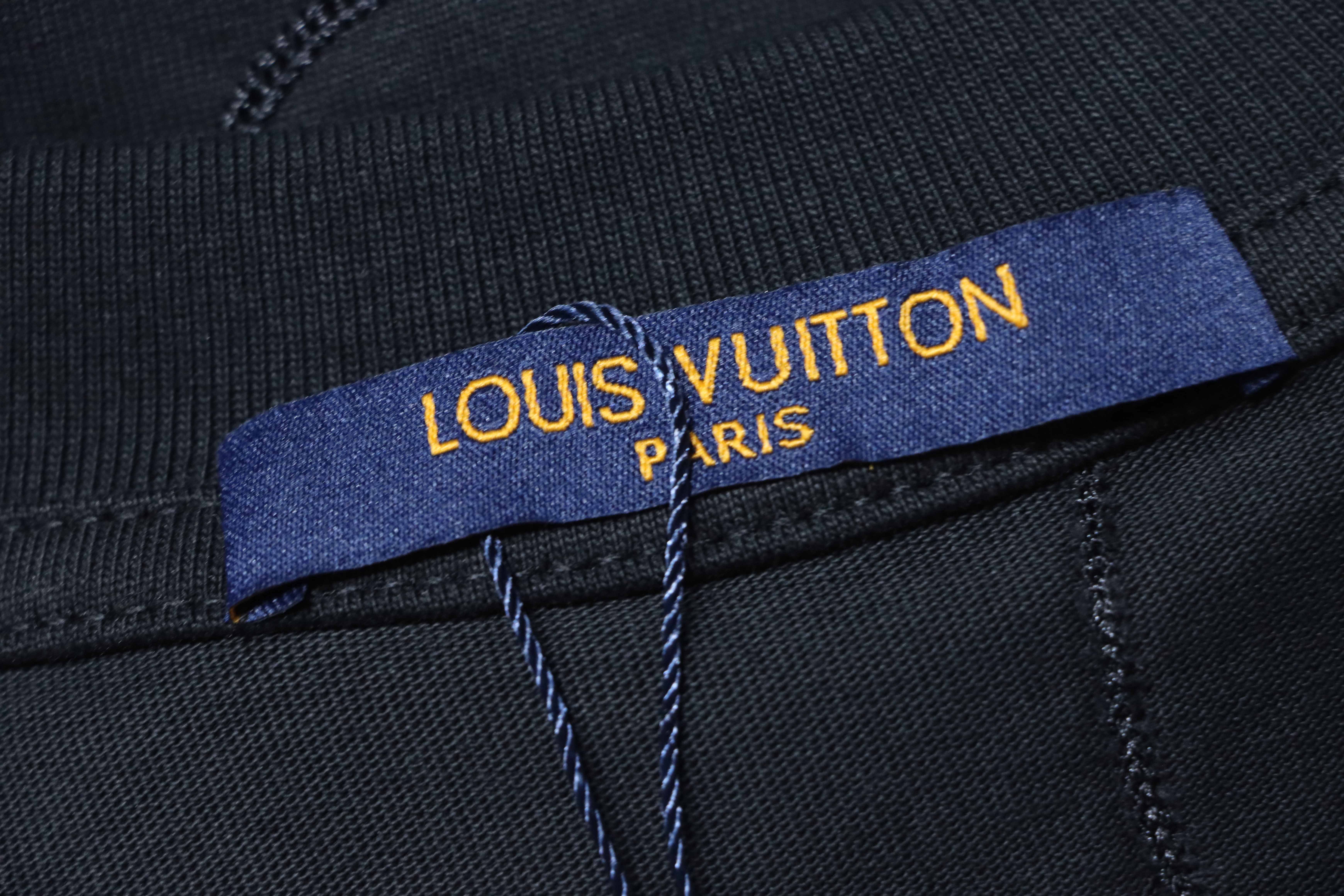 LOUIS VUITTON Triple Flower Embroidery Logo Black White Short Sleeve T-Shirt Style 2