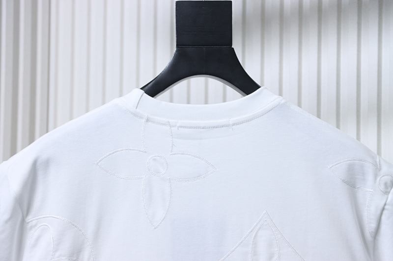 LOUIS VUITTON Triple Flower Embroidery Logo Short Sleeve T-Shirt Style 4