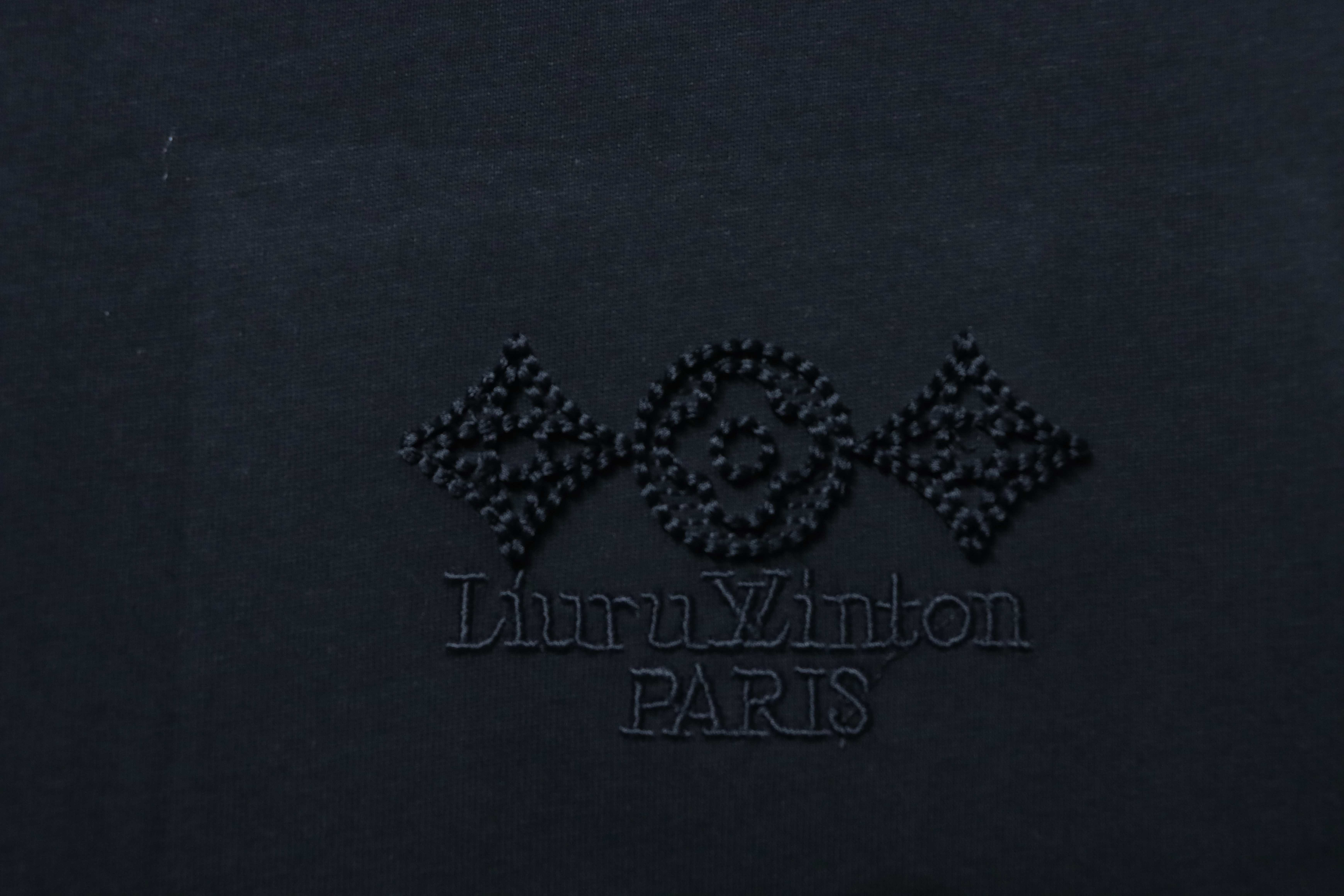 LOUIS VUITTON Triple Flower Embroidery Short Sleeve T-Shirt Style 2