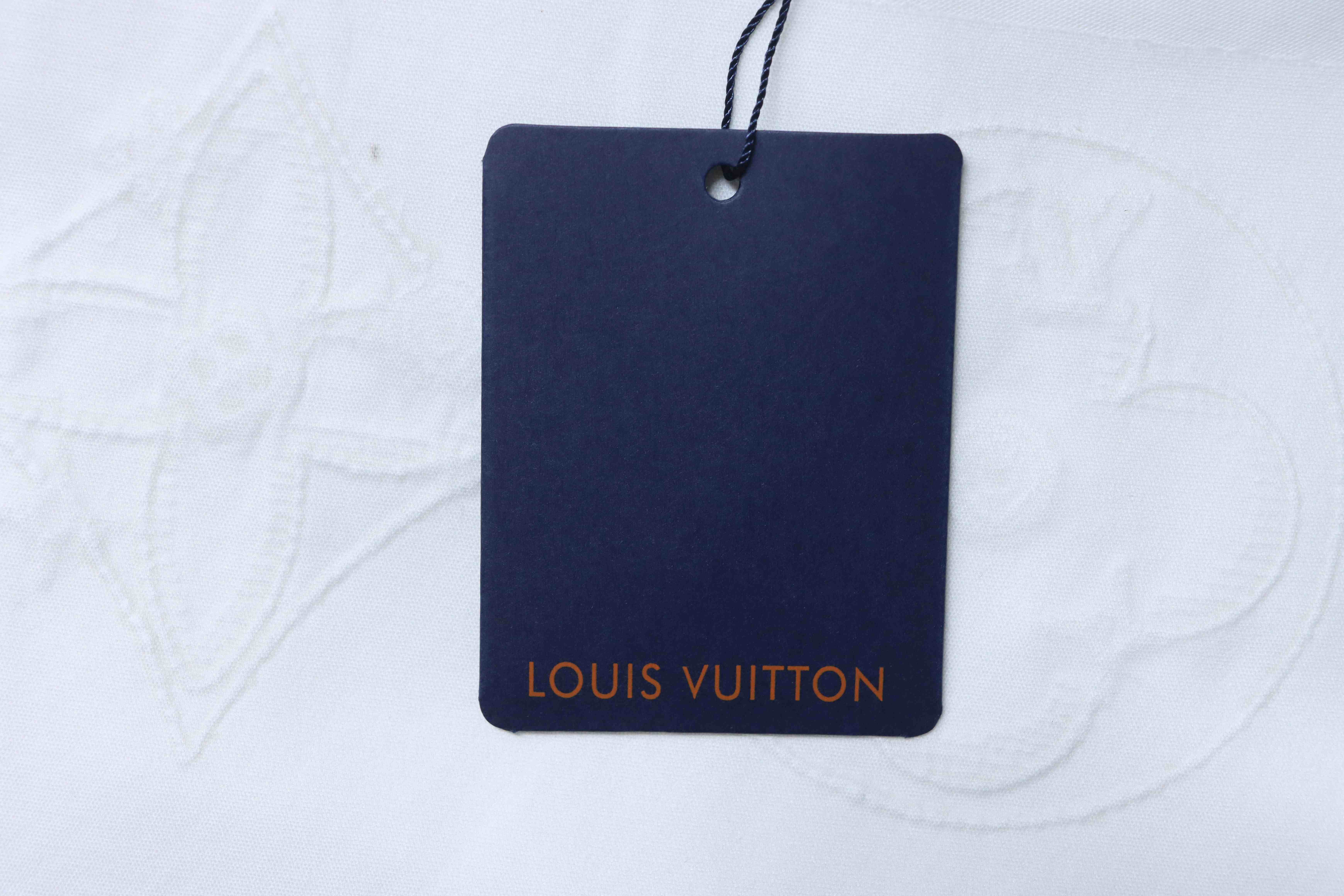 LOUIS VUITTON Triple Flower Embroidery Short Sleeve T-Shirt Style 4