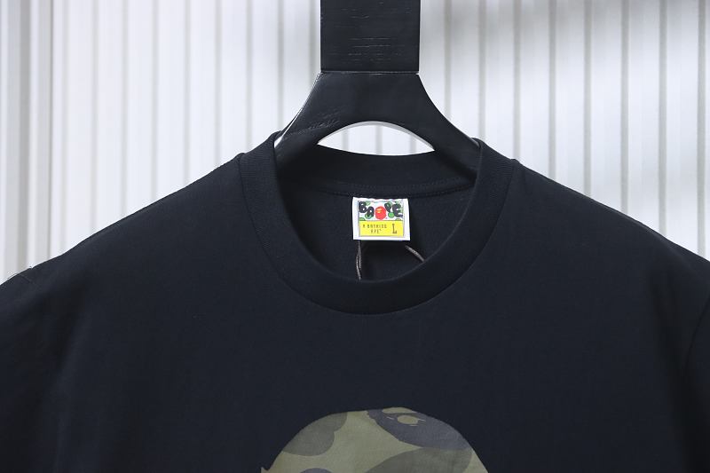 BAPE 26SS Big Ape Head Letter Print Green Camo Classic Green Short Sleeve T-Shirt Style 1