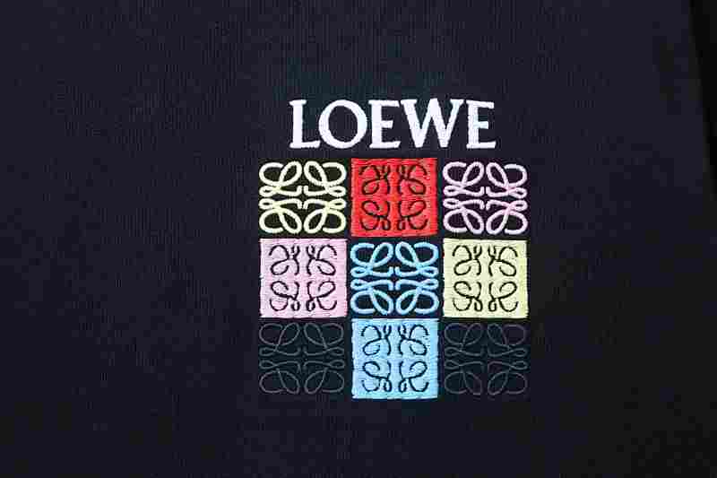 Loewe 2026SS Nine-Grid Embroidered Logo Unisex Short Sleeve T-Shirt -1