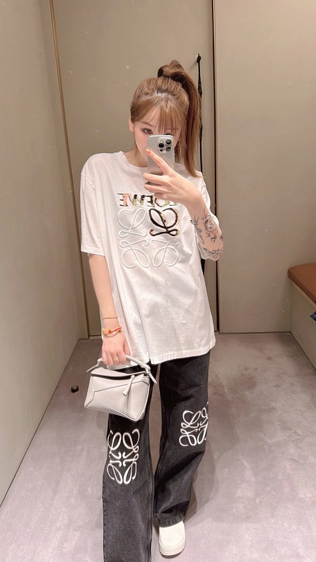 Loewe 24SS Semi Hand-Drawn Graffiti Embroidered Logo Short Sleeve T-Shirt -2