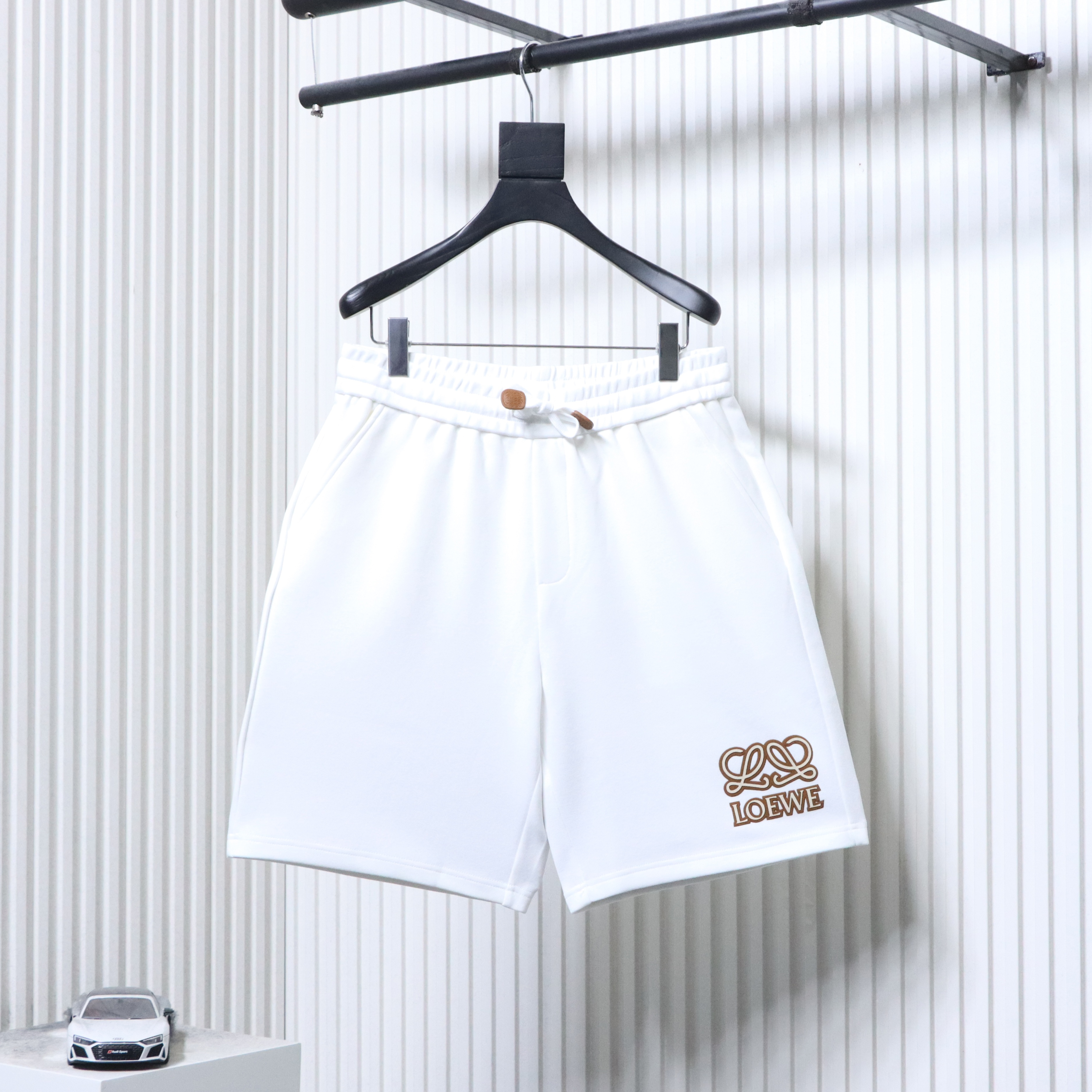 Loewe 26SS Letter Logo Print Shorts -1