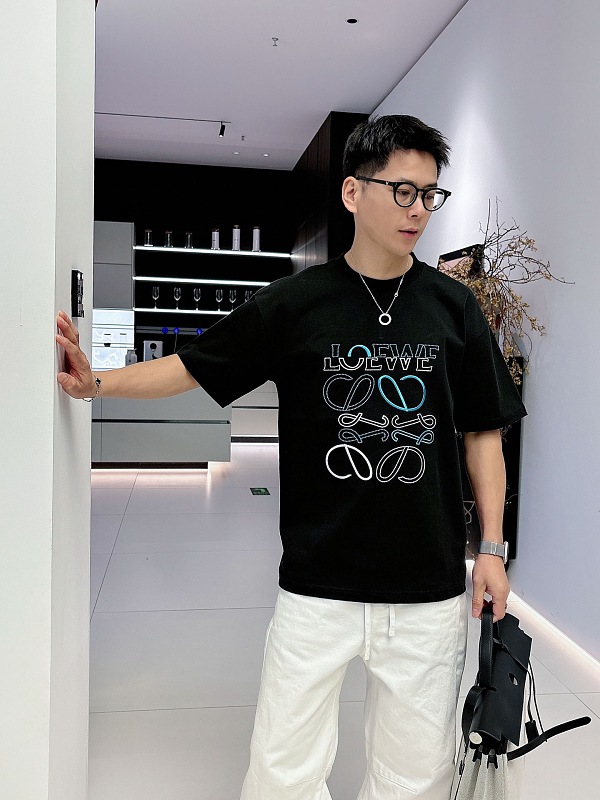 Loewe 26SS Misaligned Logo Embroidered Short Sleeve T-Shirt -2