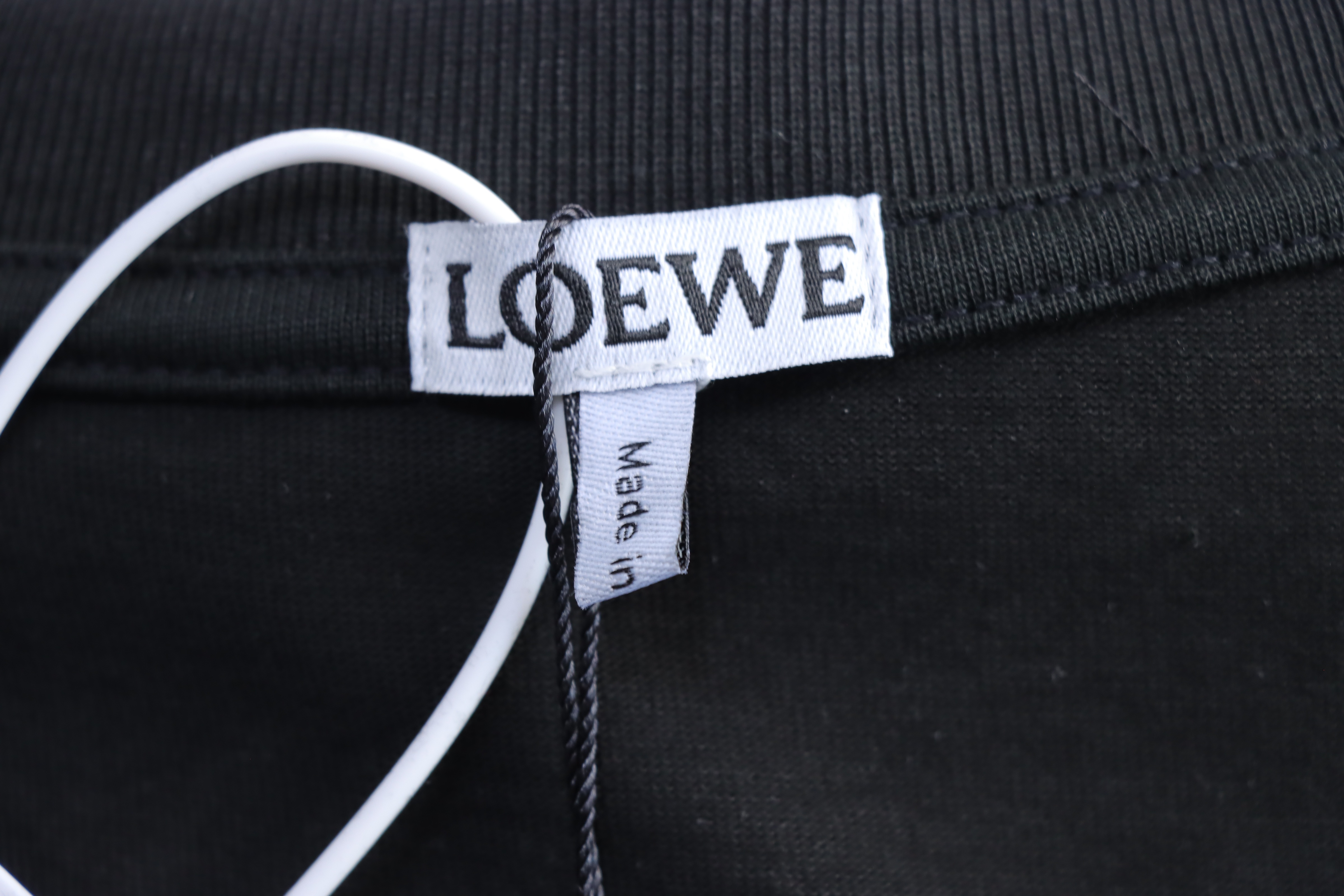 Loewe 26SS Misaligned Logo Embroidered Short Sleeve T-Shirt -2