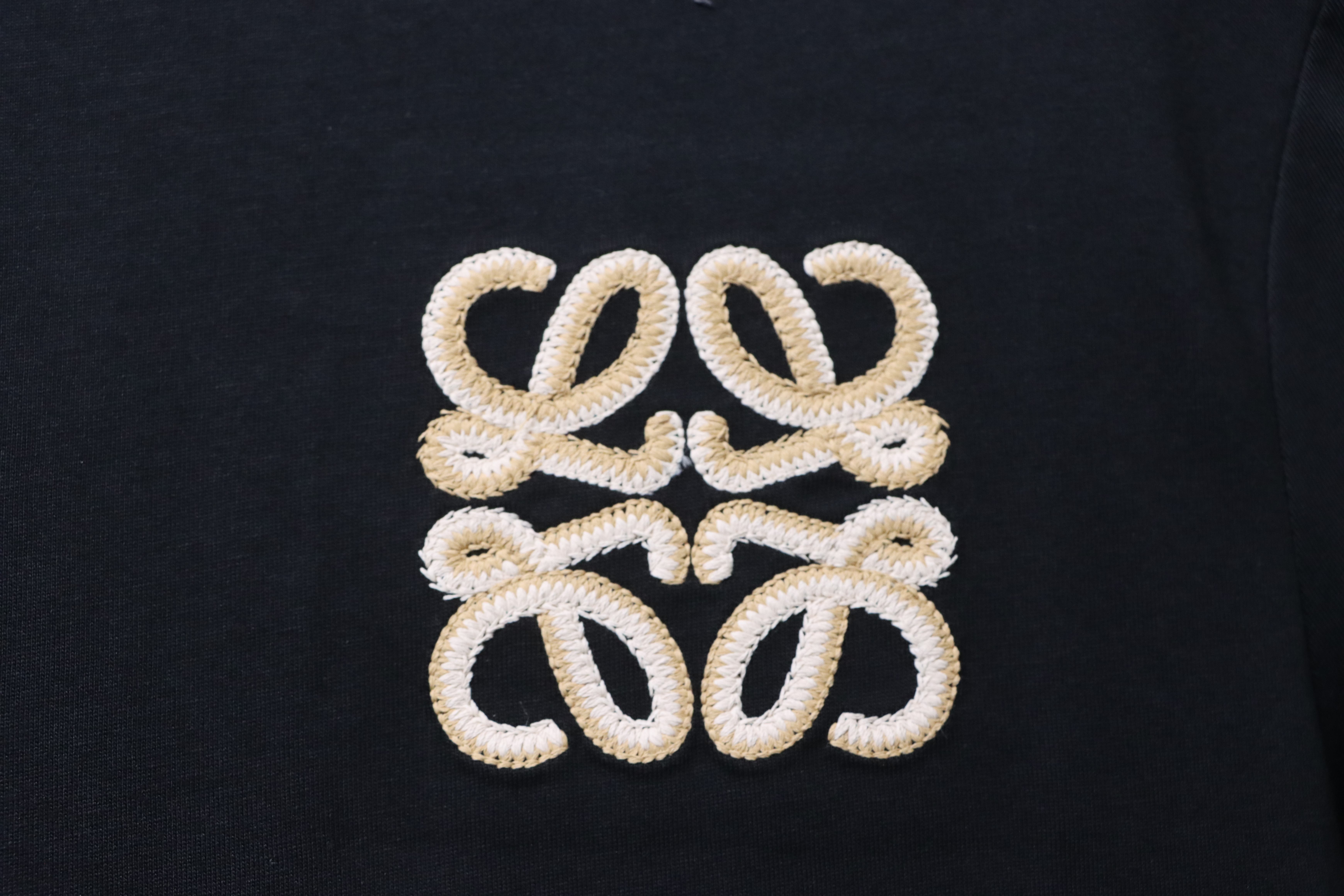Loewe 26SS Small Logo Embroidered Short Sleeve T-Shirt -1