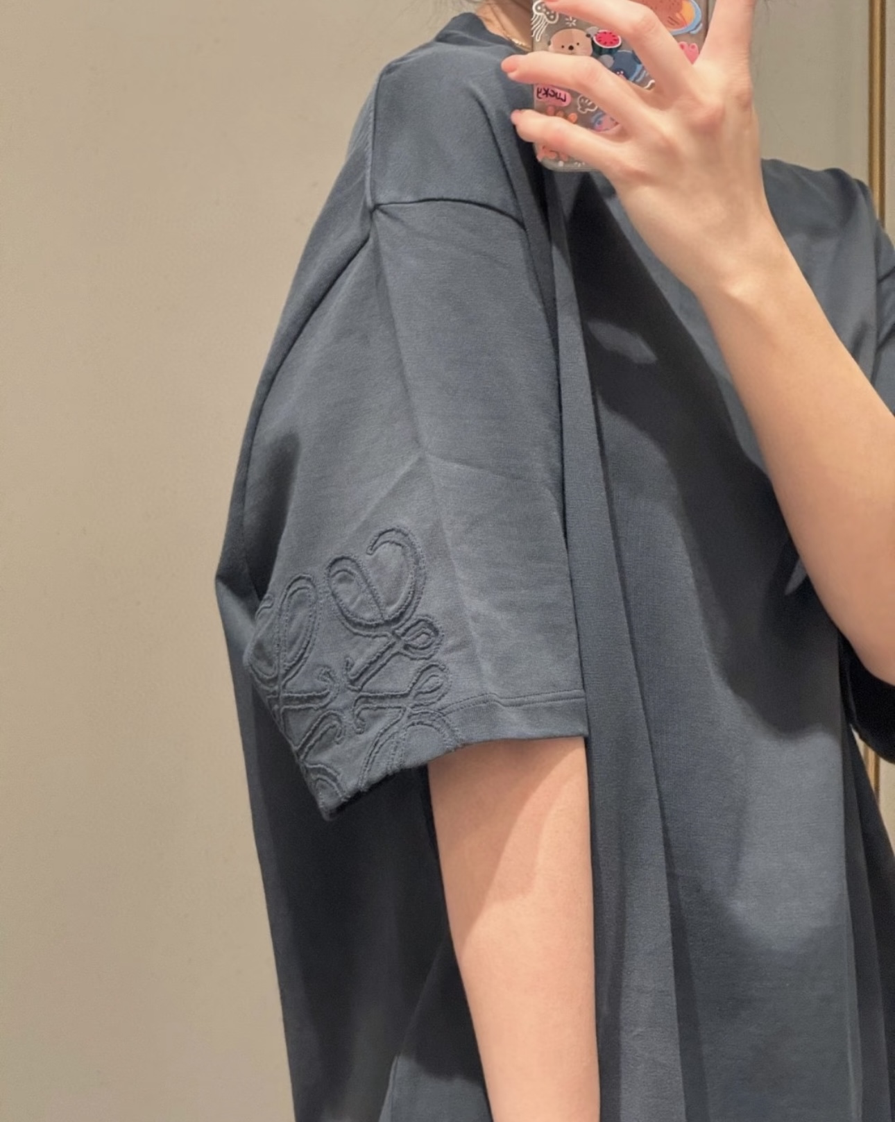 Loewe Back and Cuff Hand-Cut Embroidered Crewneck Short Sleeve T-Shirt -2
