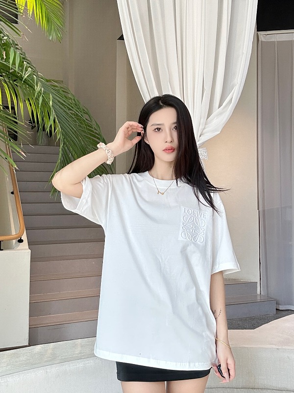 Loewe Embossed Tonal Logo Short Sleeve T-Shirt -1