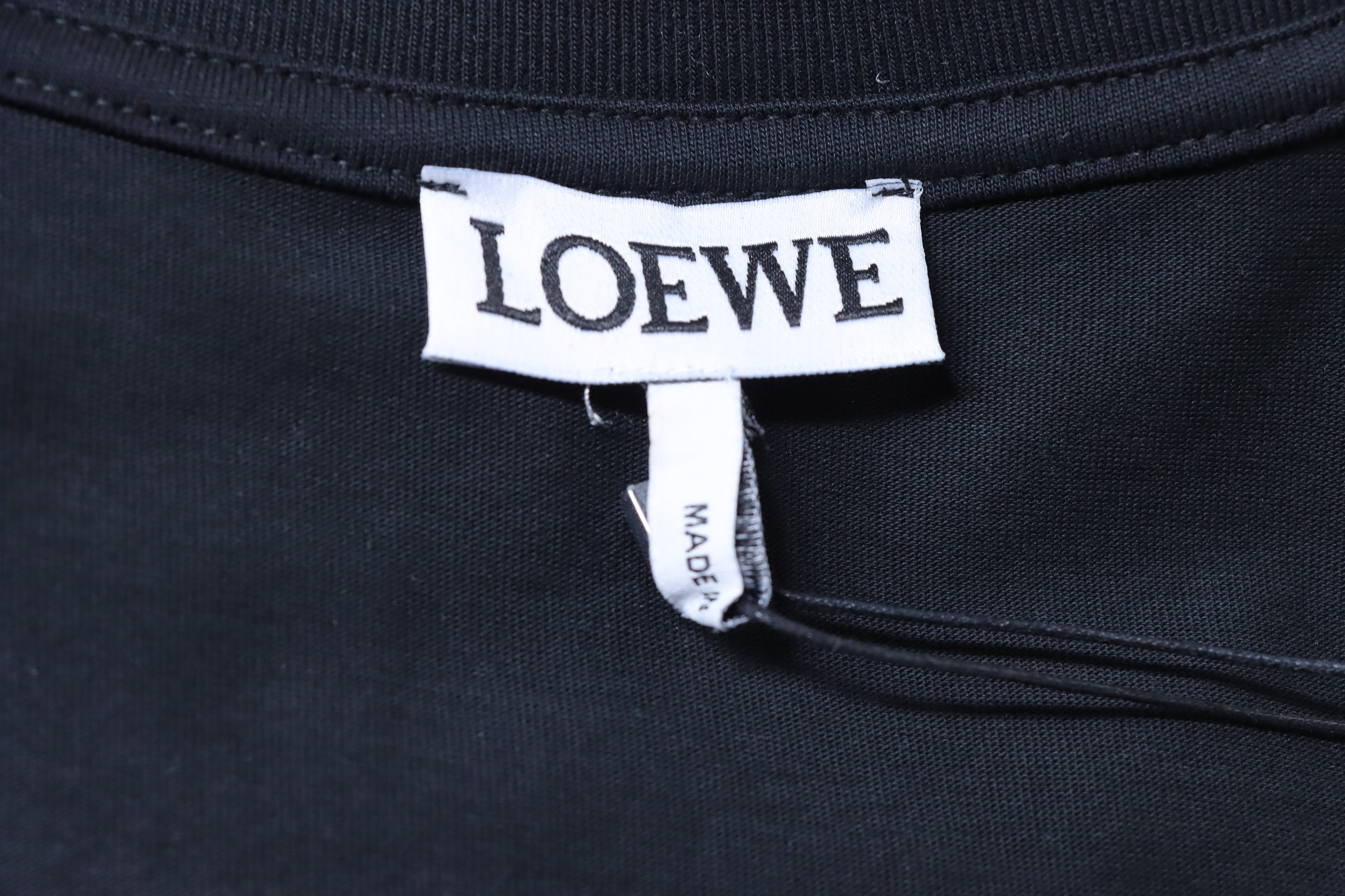 Loewe Embossed Tonal Logo Short Sleeve T-Shirt -2