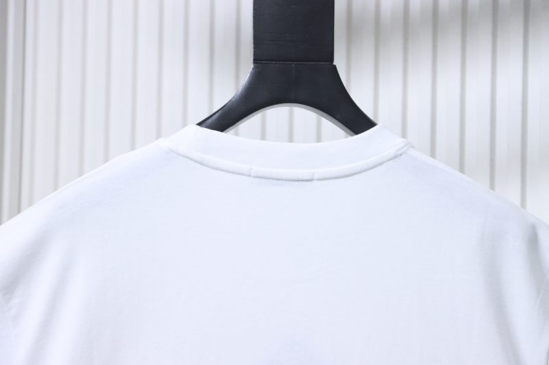 Loewe Faux Pocket Misaligned Letter Embroidered Short Sleeve T-Shirt -1