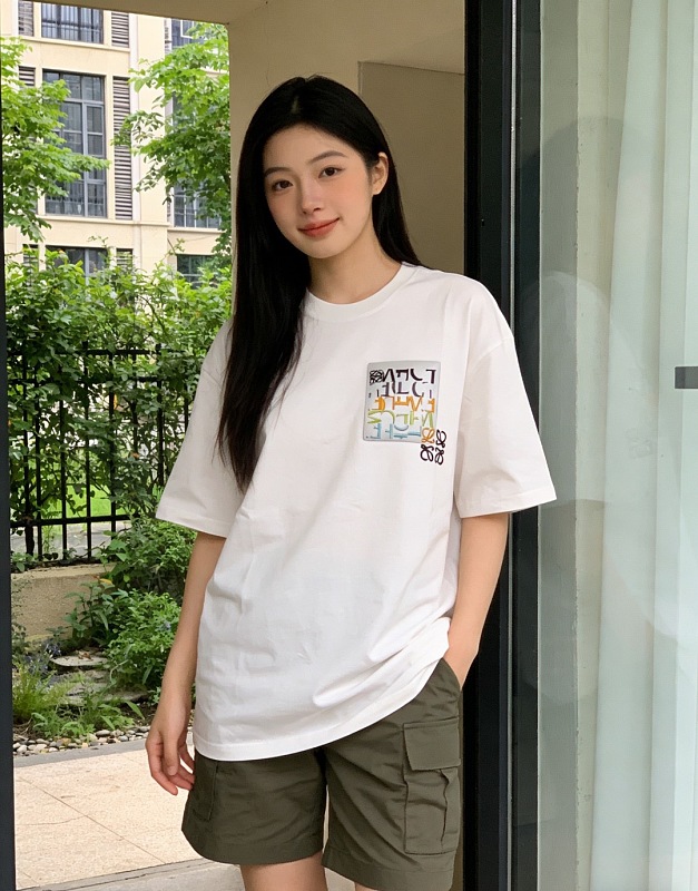 Loewe Faux Pocket Misaligned Letter Embroidered Short Sleeve T-Shirt -1