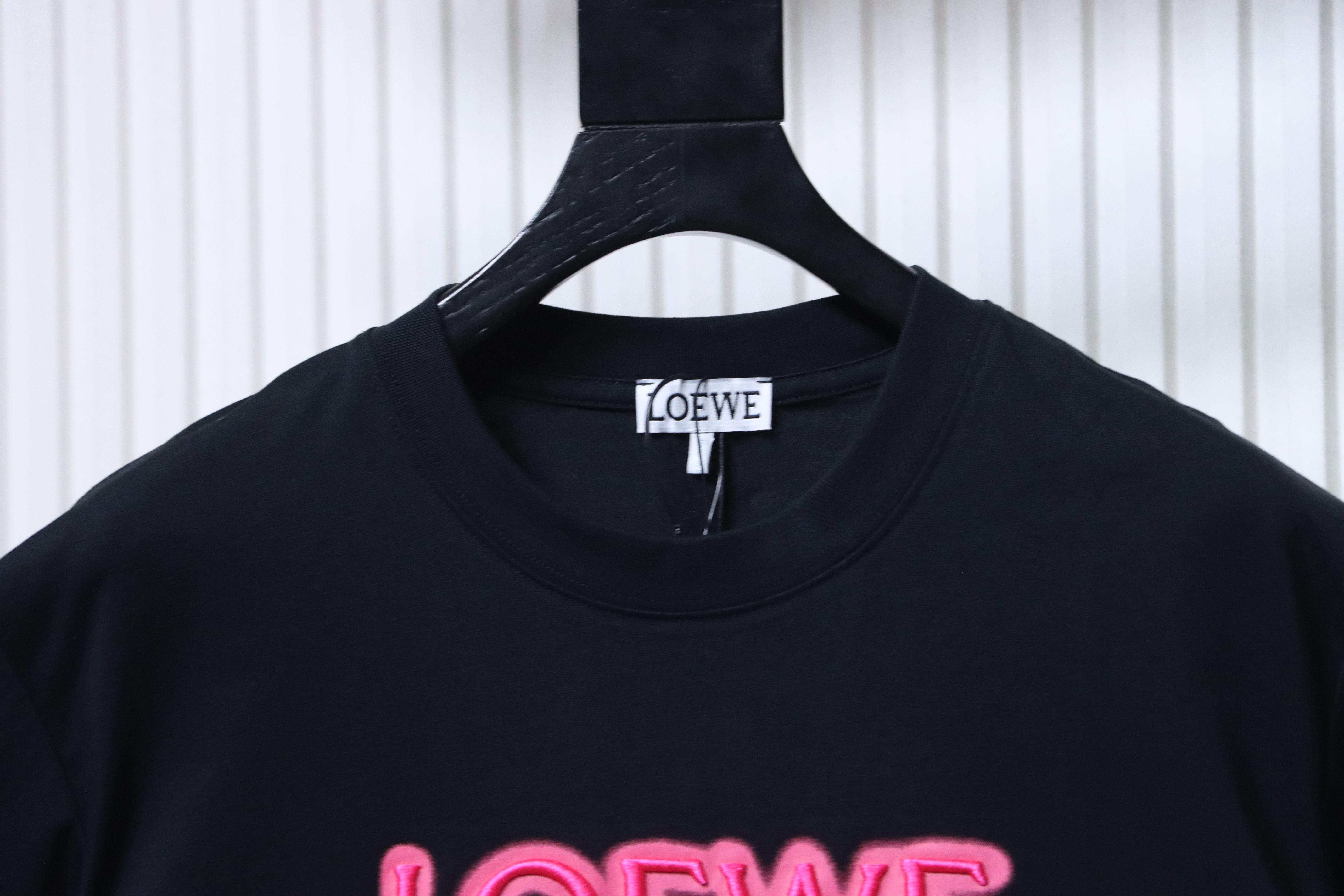 Loewe Neon Embroidered Fluorescent Pink Short Sleeve T-Shirt -2