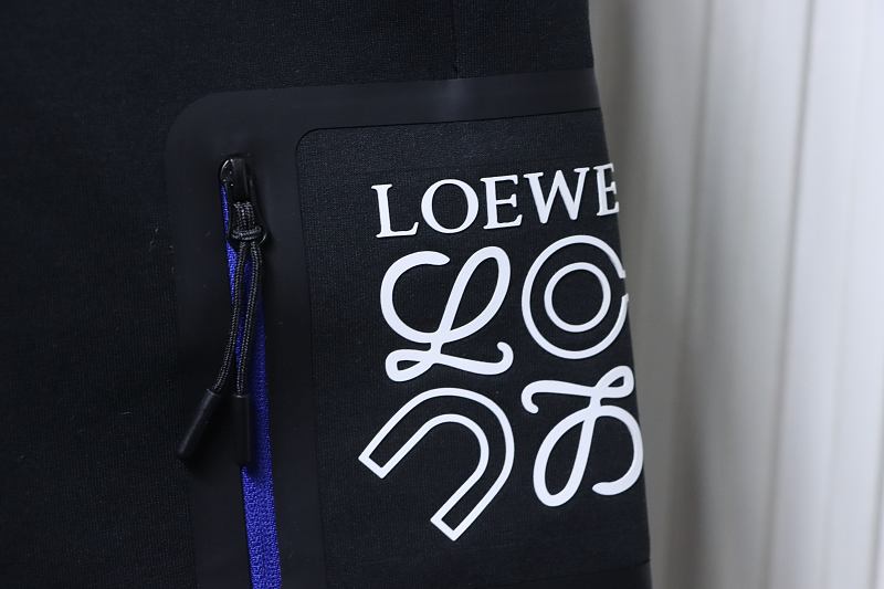 Loewe x On Collaboration Zip Pocket Logo Bonded Set Shorts -1