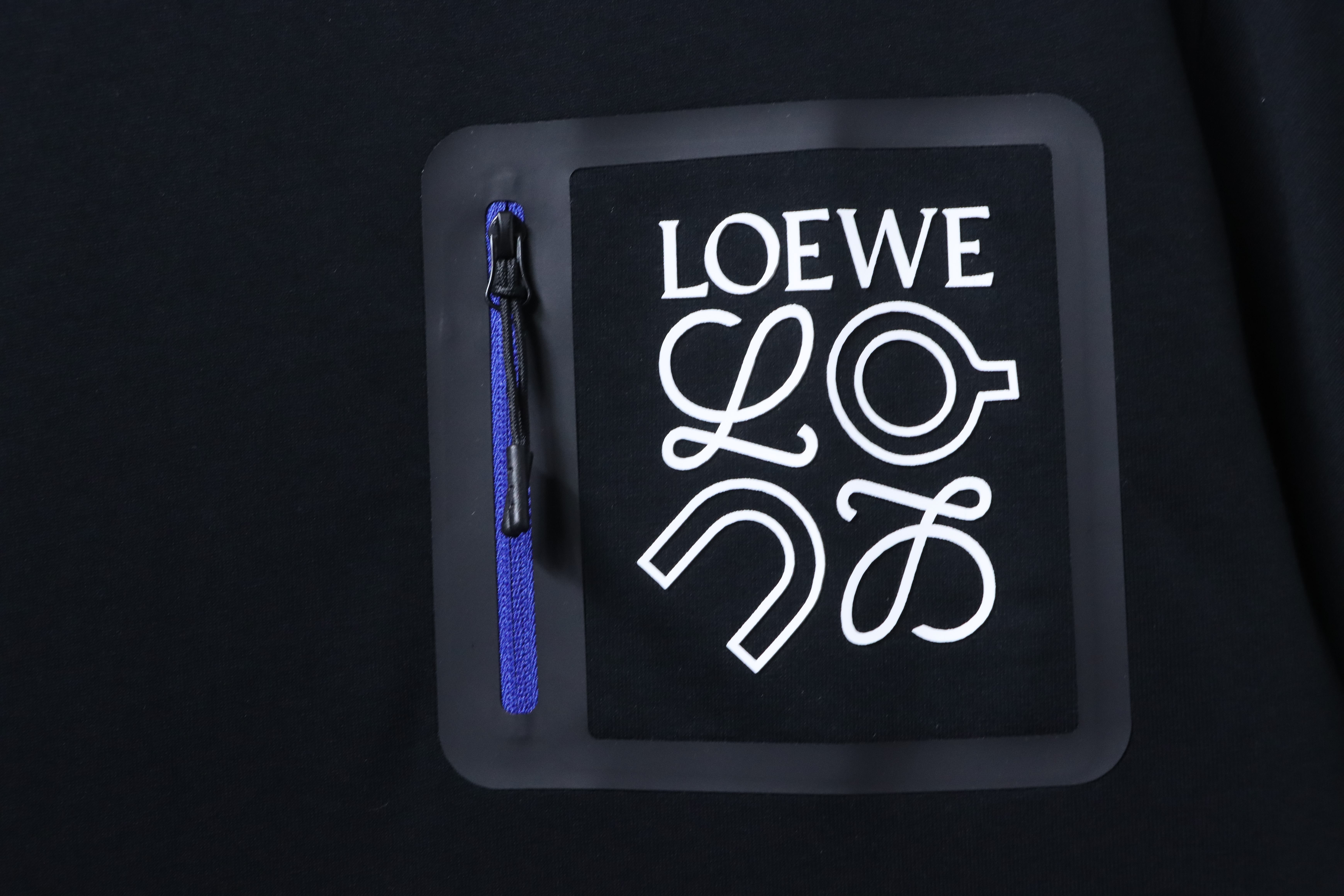 Loewe x On Collaboration Zip Pocket Logo Bonded Short Sleeve T-Shirt -2