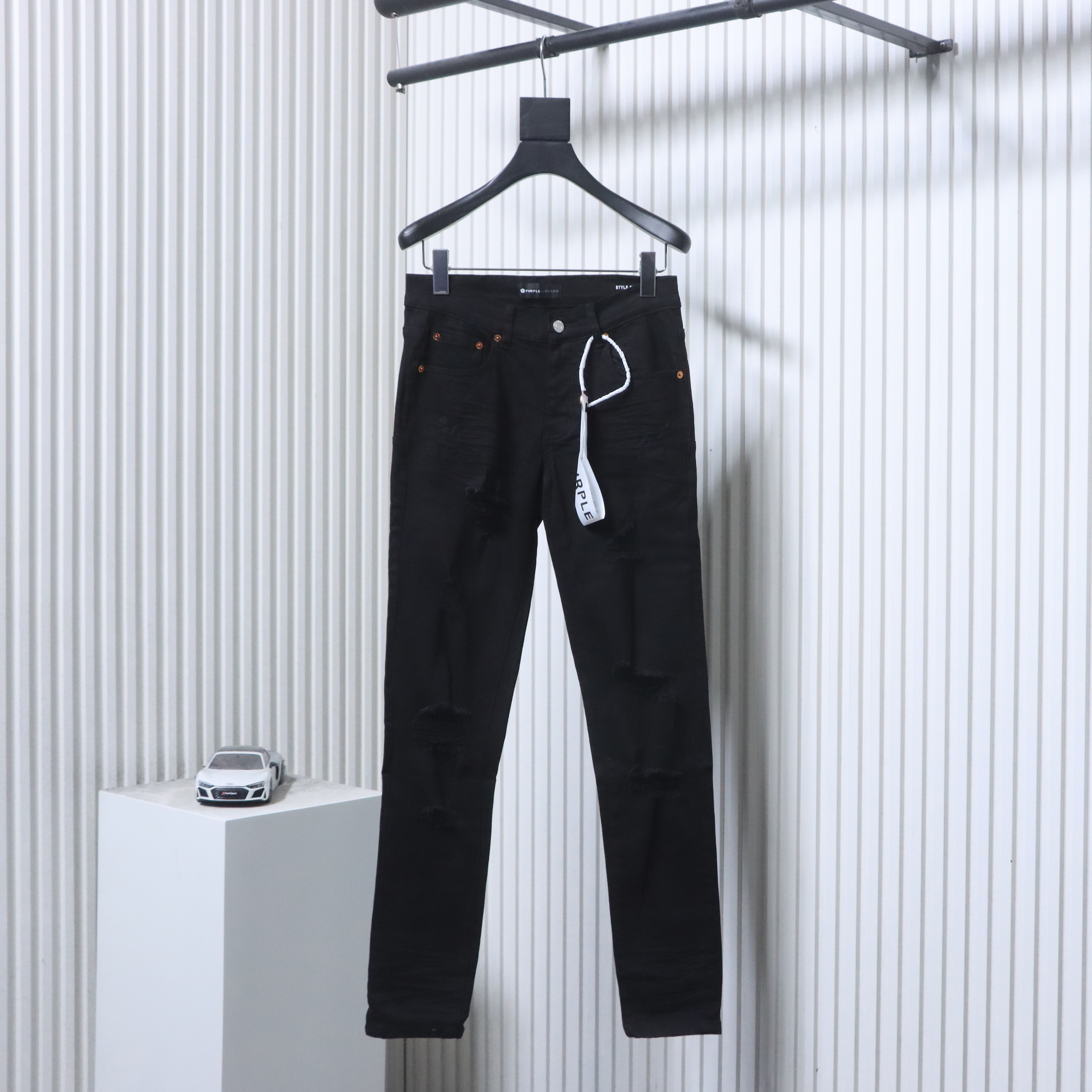 Purple Brand Pocket Distressed Slim Pants