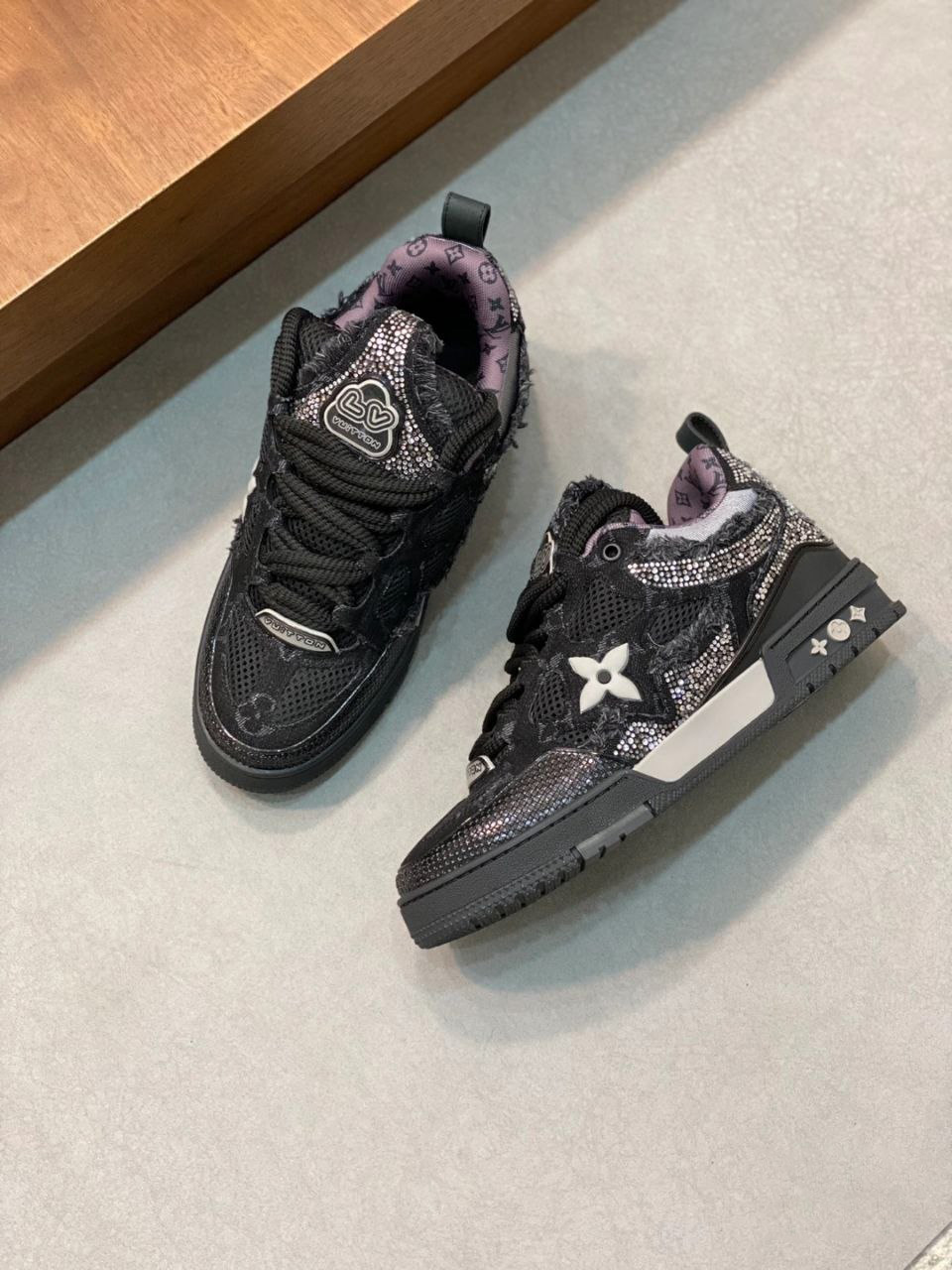 LOUIS VUITTON Skate Blackwater Diamond 1ABMHV review 1