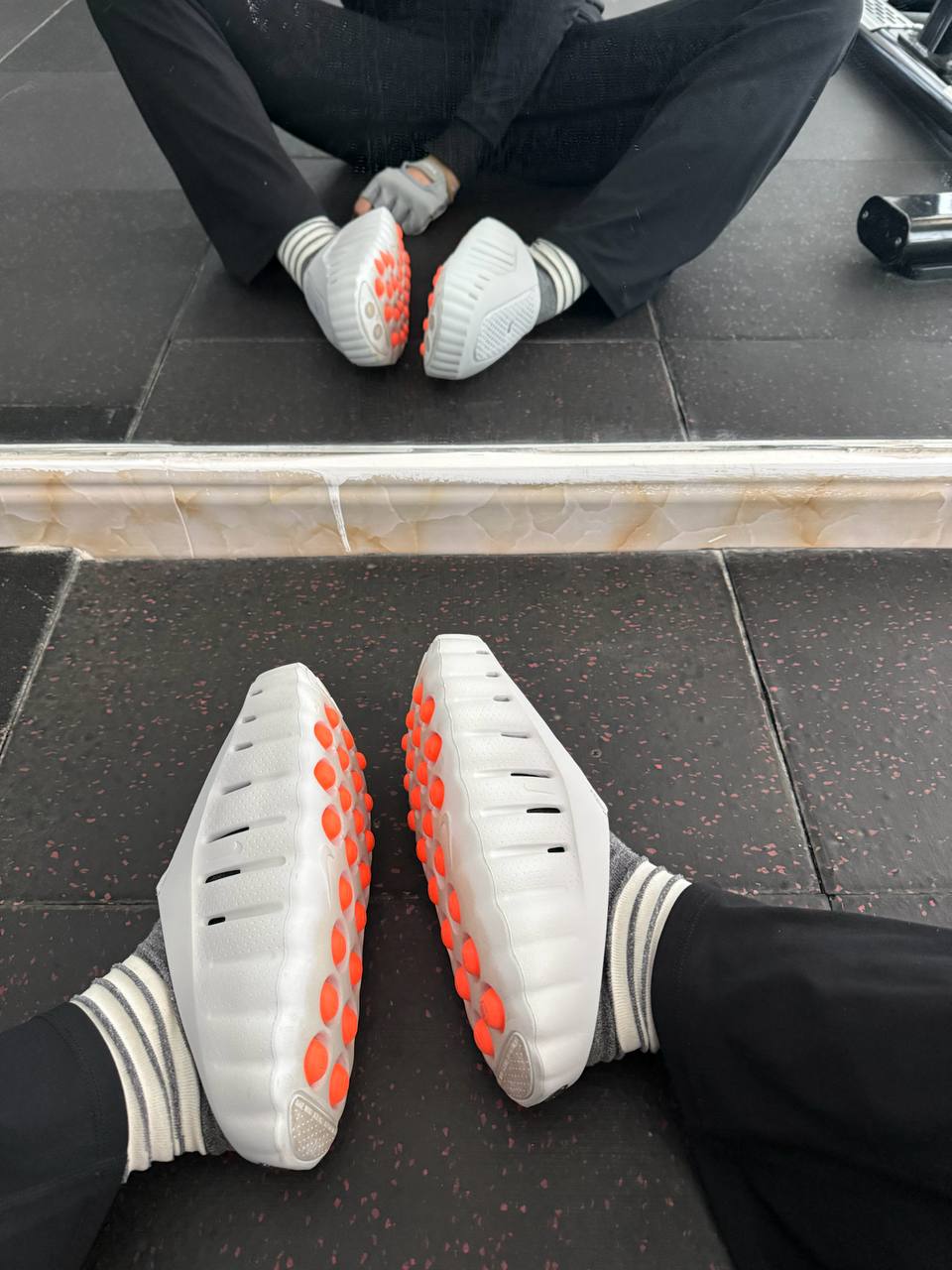 Nike Mind 001 'Light Bone' HQ4307-002 Slippers review Assmu 02