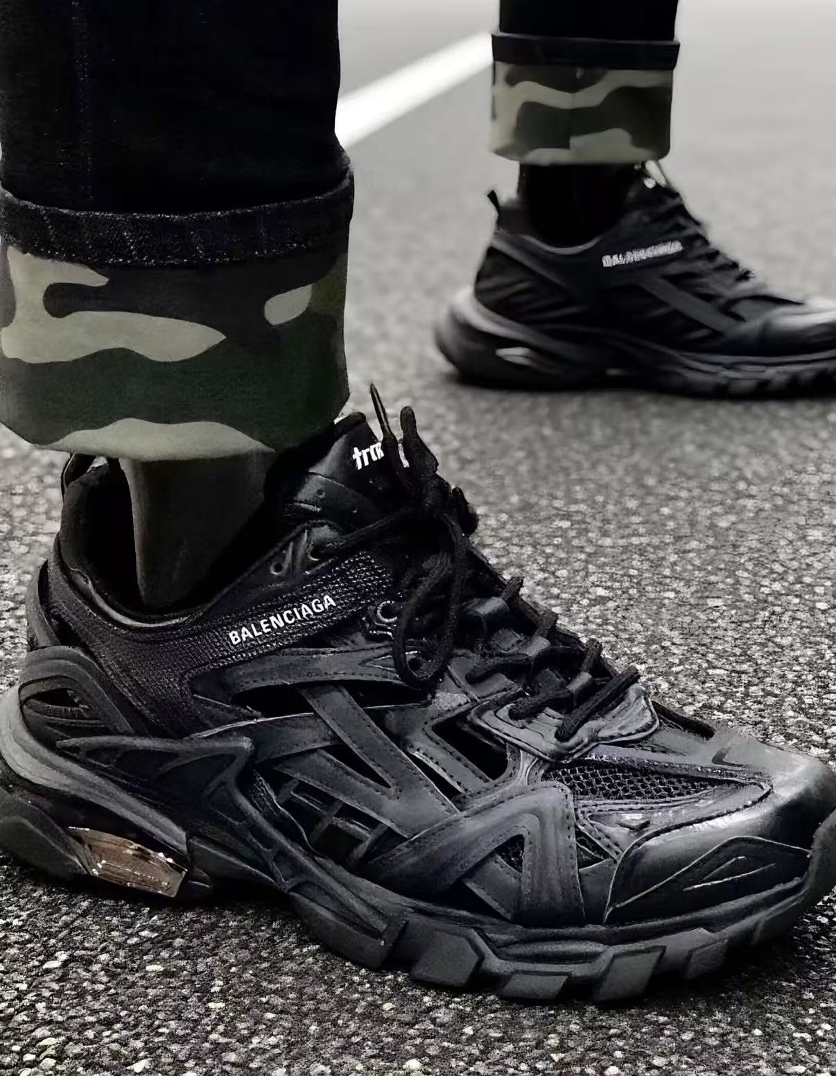 Balenciaga Track LED S.Black 555032 W1GB7 1000 review YCTugyu 00
