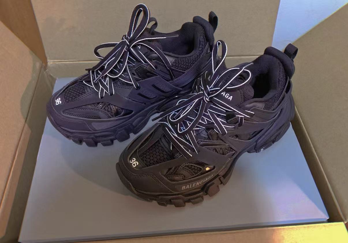 Balenciaga Track LED S.Black 555032 W1GB7 1000 review TIxxh 01