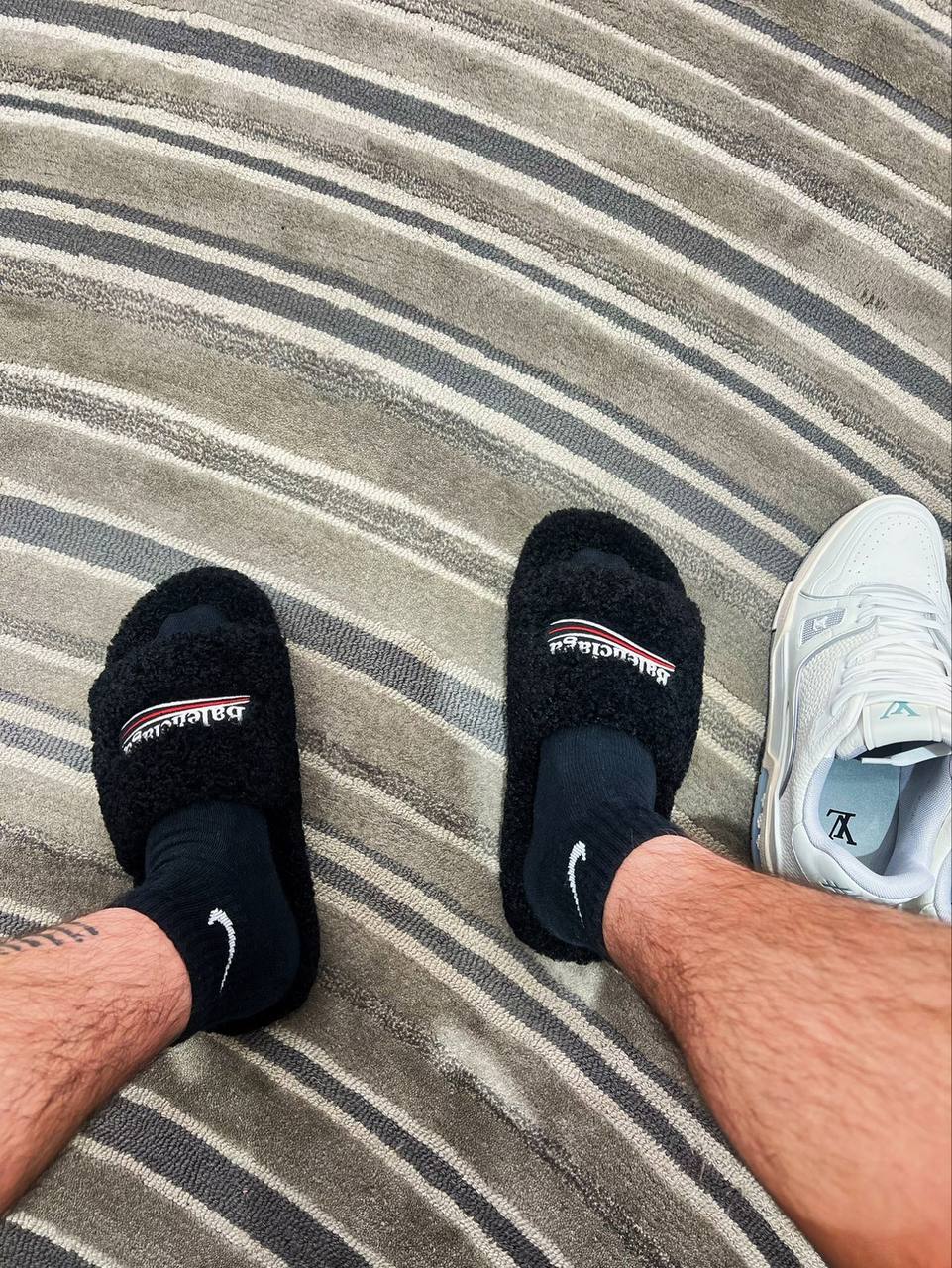 Balenciaga Black Coke Label Slippers 654747 W2DO1 1096 review Jidac 00