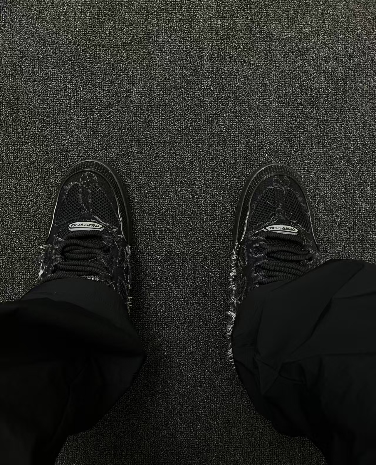 LOUIS VUITTON Skate Blackwater Diamond 1ABMHV review 1