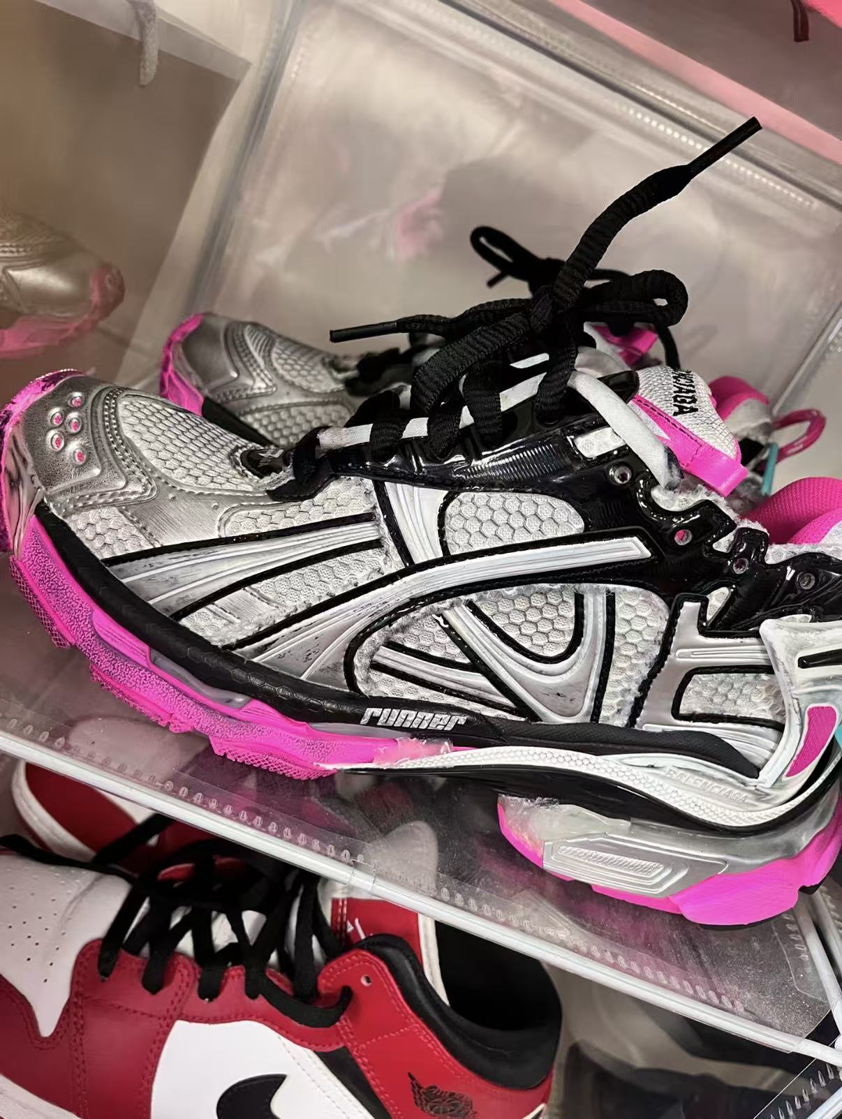 Balenciaga Runner Silver Red 677402 W3RB2 9155 review sdrtyu 00