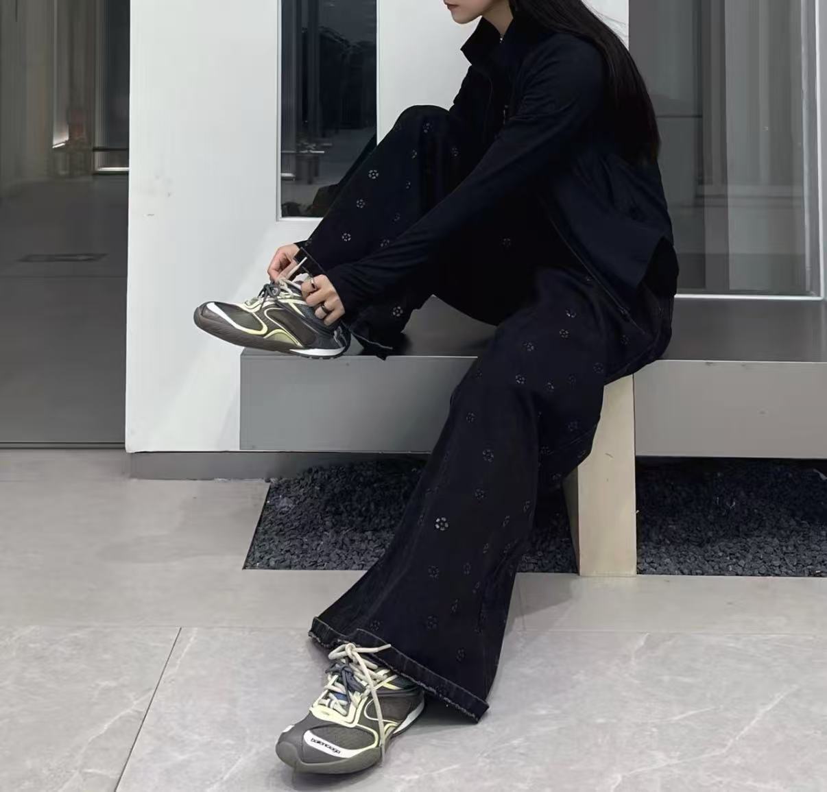 Balenciaga Radar Brown Blue Yellow 865703 WSTGL 2471 review gfds 03