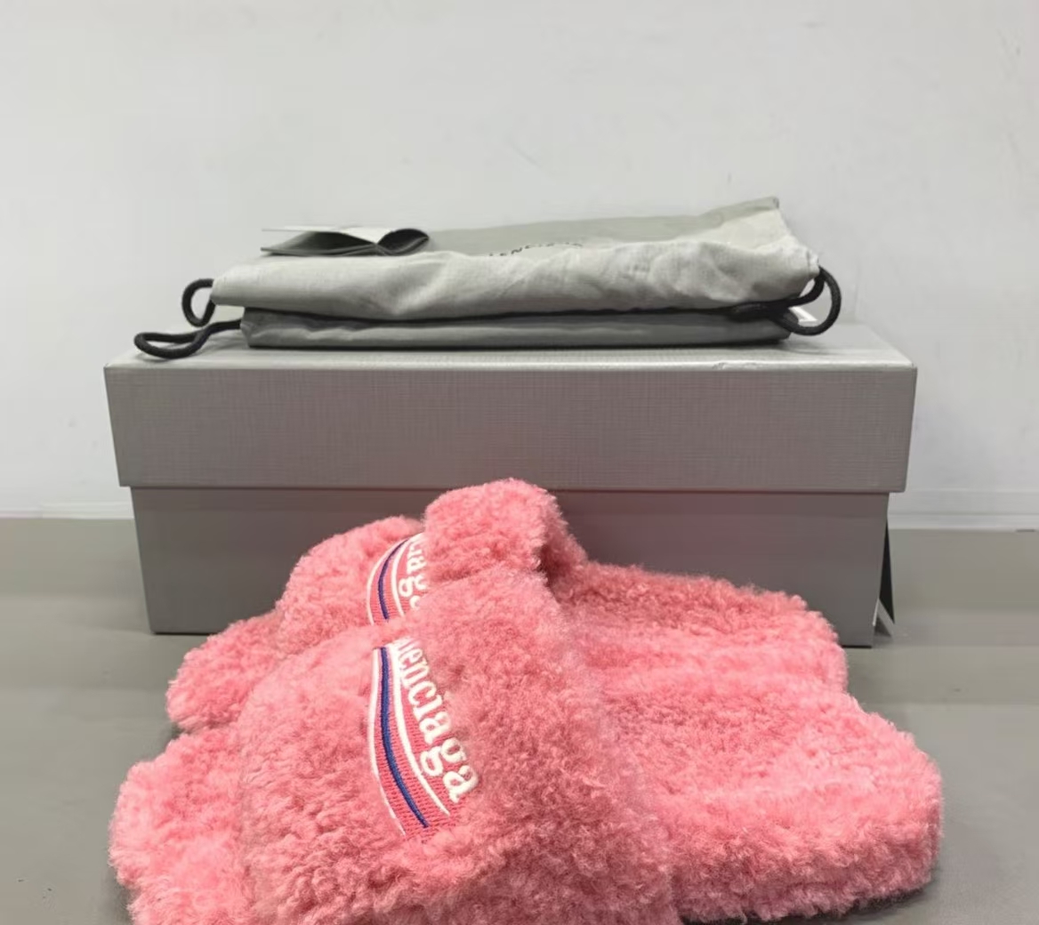 Balenciaga Pink Slippers 654261-W2DO1-5596 review zvxfgka