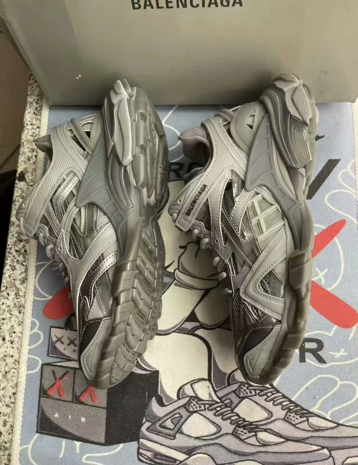 Balenciaga Track 2 Sneaker Grey 668822 W3CT1 1800 review lytr 01