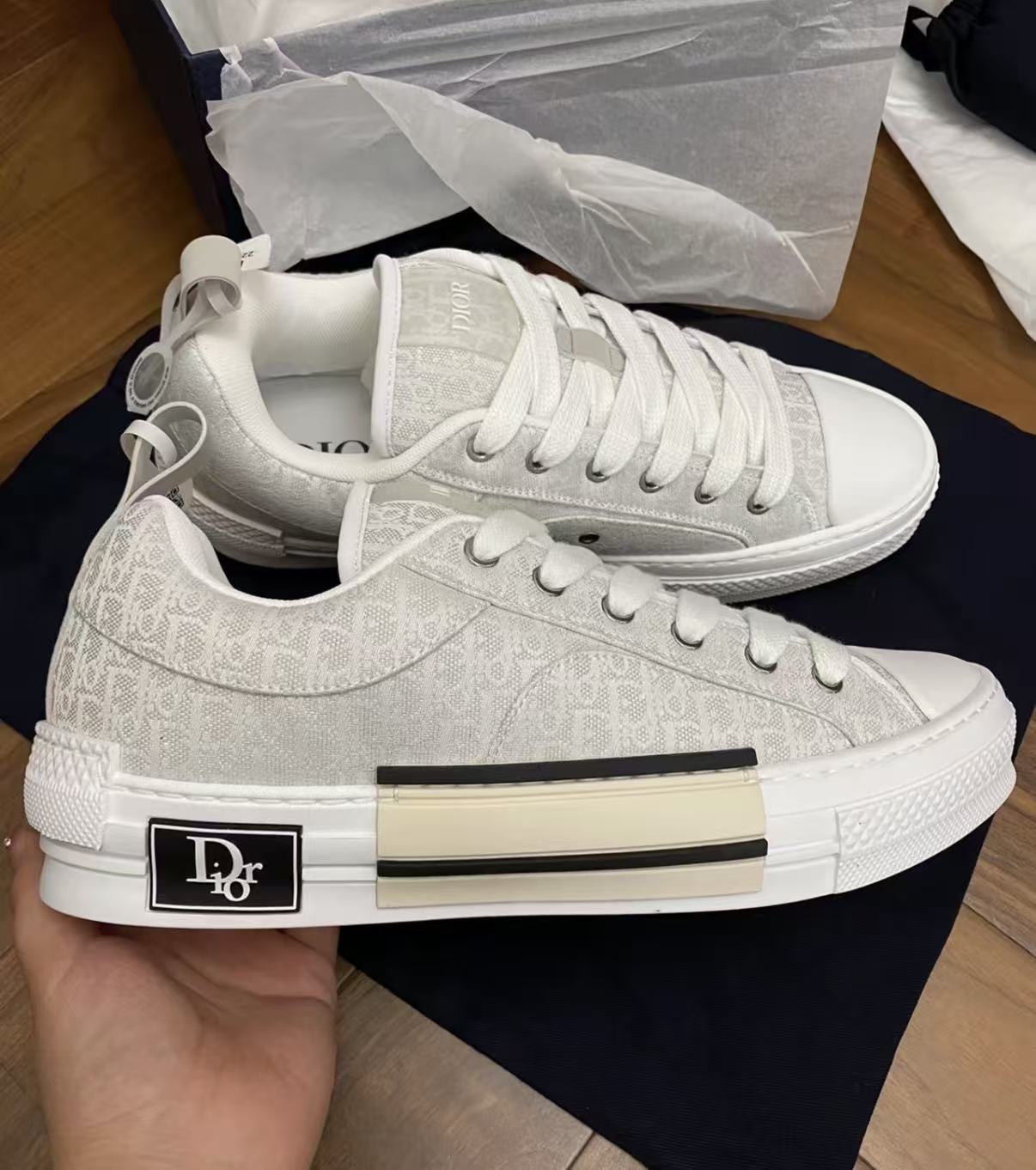 Dior B23 Skater Low Top Cream Oblique Jacquard review lkjh 00