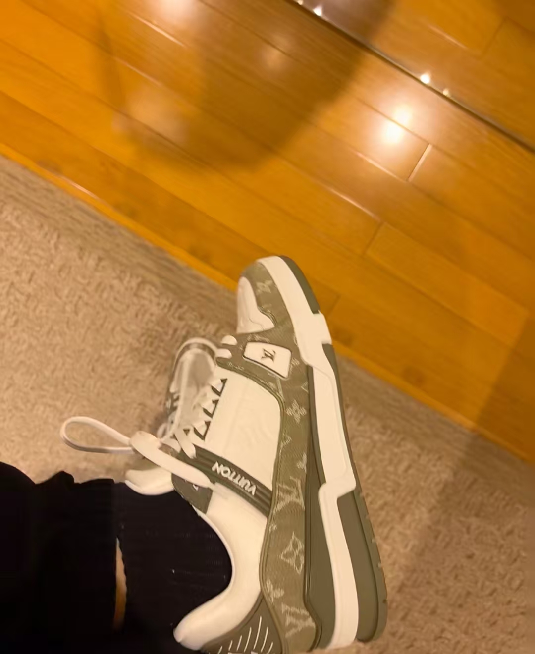 FLAME God LOUIS VUITTON Trainer Sneakers Apricot 1AIKO0 review xsasxcgI