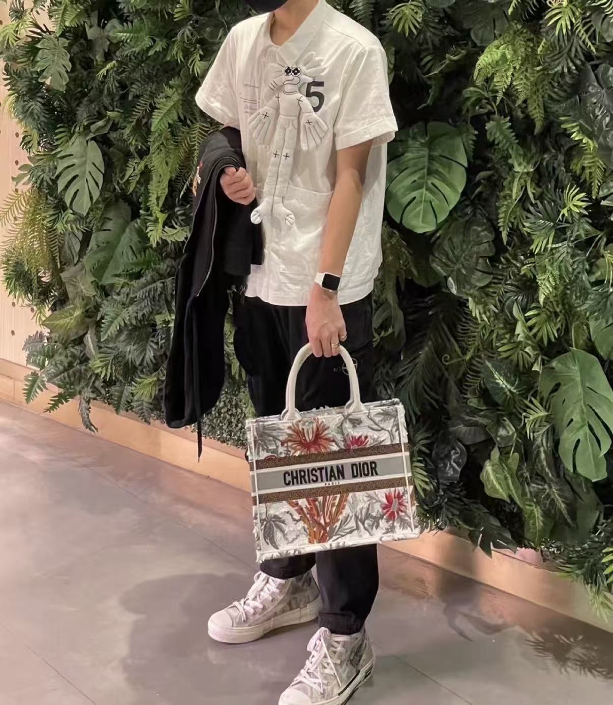 Dior B23 Oblique Transparency High Top Newspaper H565 review hkgfdfsd 00