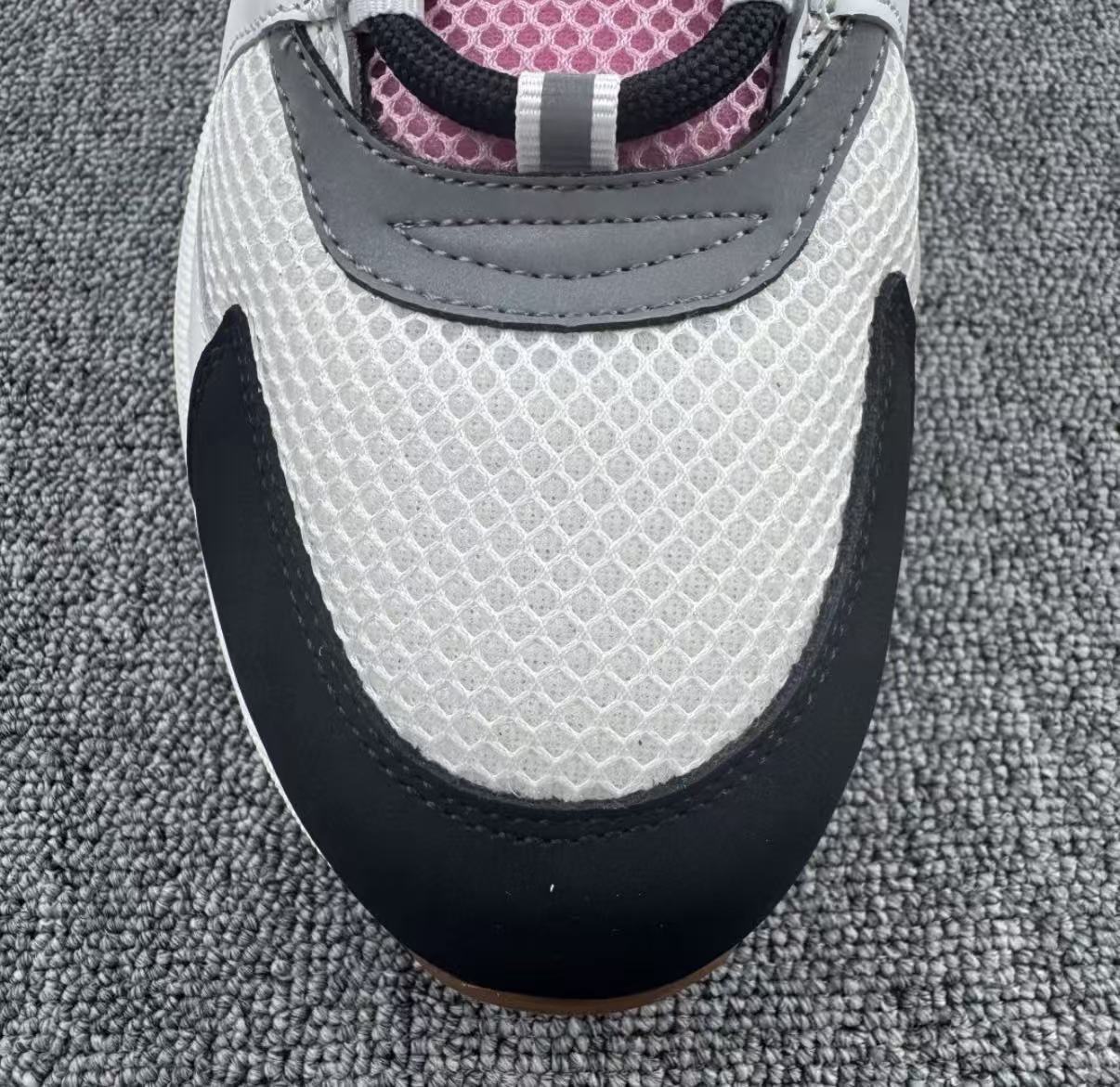 Dior B22 Pale Grey Pink White 3SN231YKB_H069 review wretjk 00