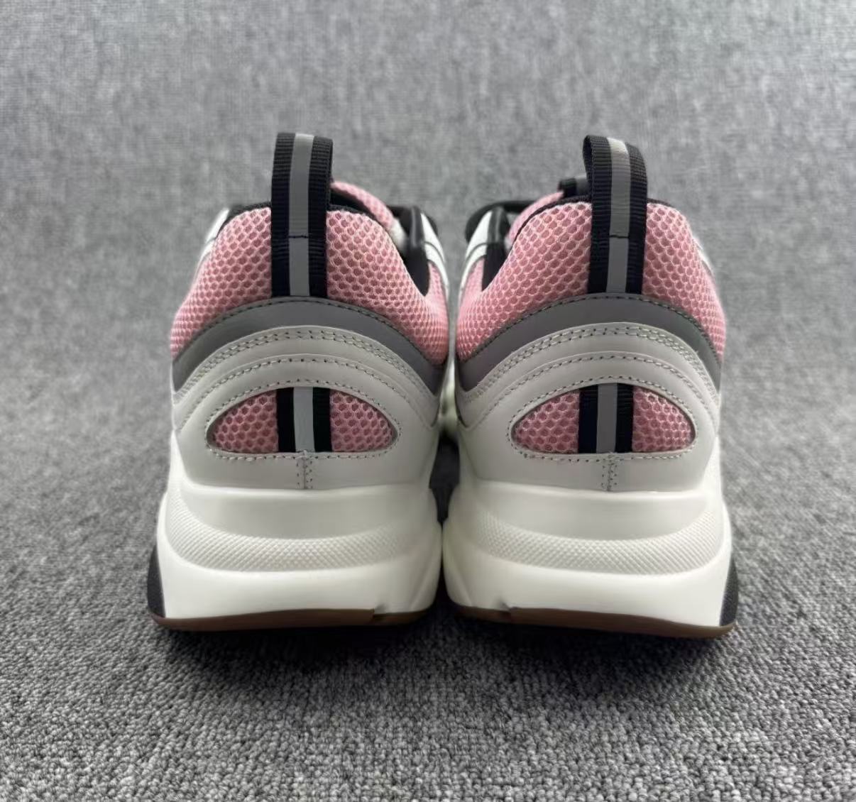 Dior B22 Pale Grey Pink White 3SN231YKB_H069 review wretjk 01