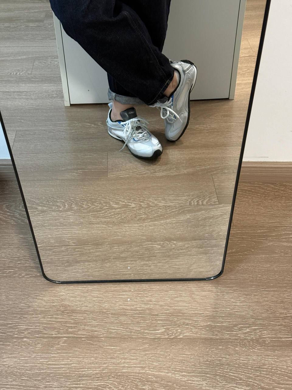Balenciaga Radar White Grey Silver 865703 WSTGL 9114 review vfrqd 01