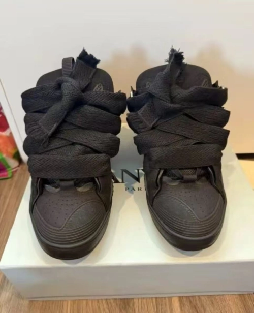 LANVIN All Black FM-SKRK11-DRAG-A20-10 reviewed byJade P.
