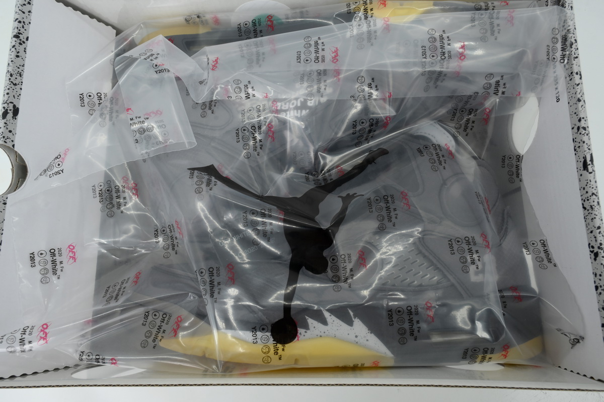 Off-White x Air Jordan 5 Retro SP CT8480-001 