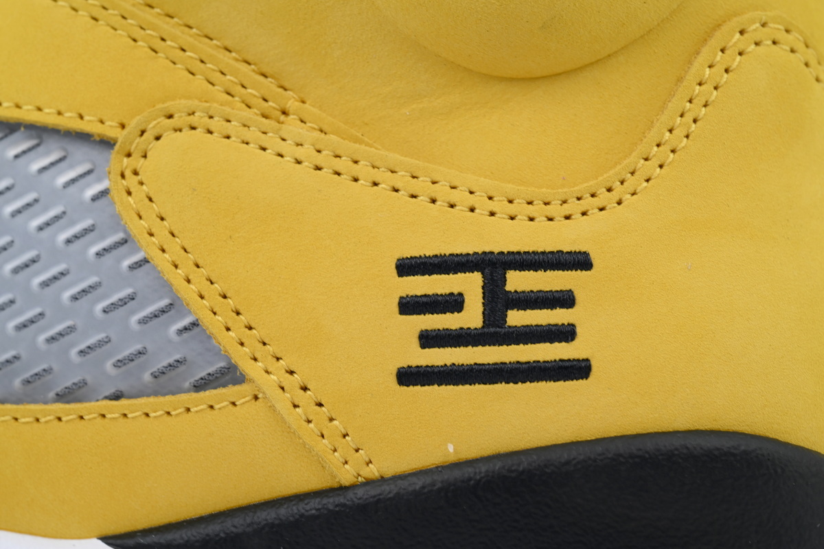  Air Jordan 5 Retro T23　IO3372-700