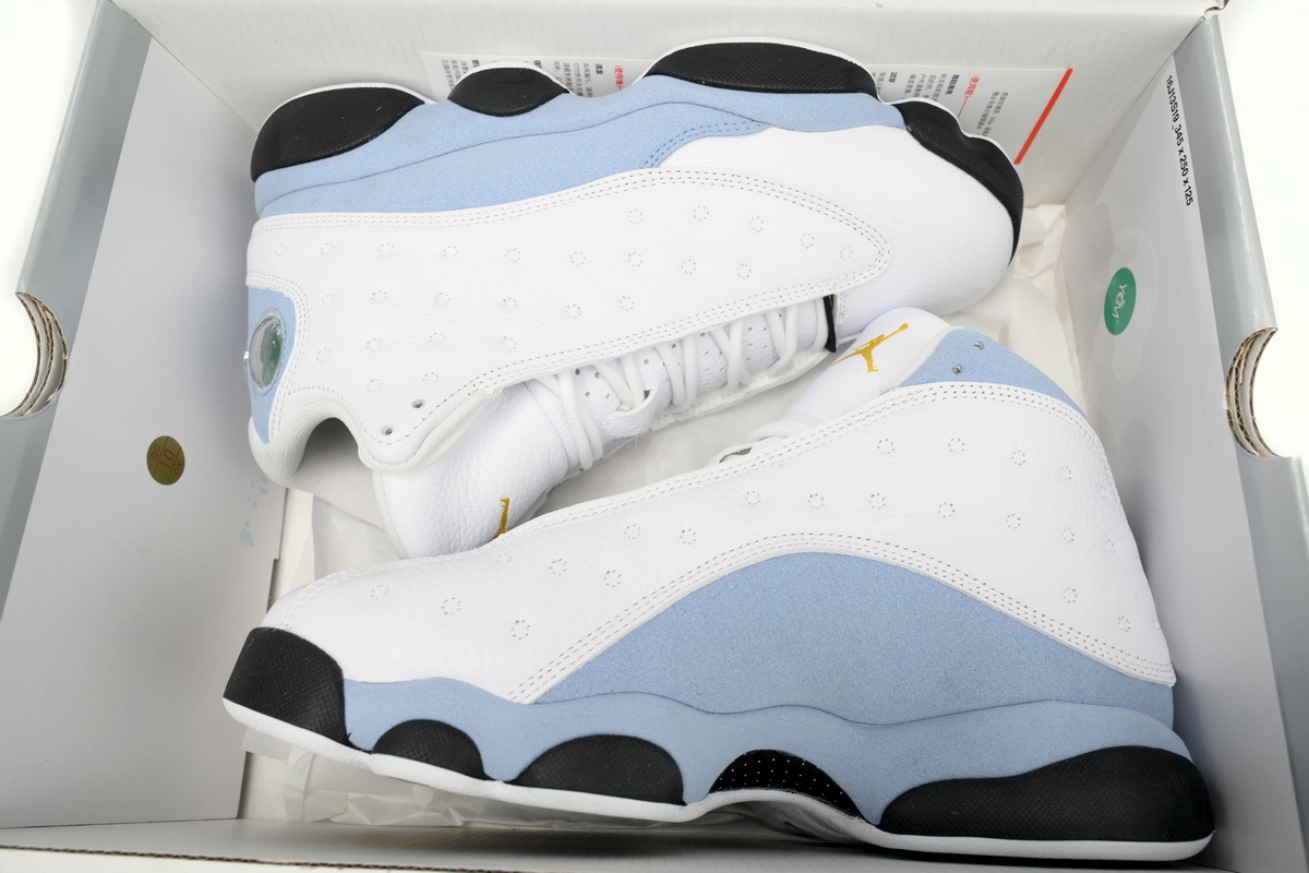 Air Jordan 13 Blanc et bleu pâle