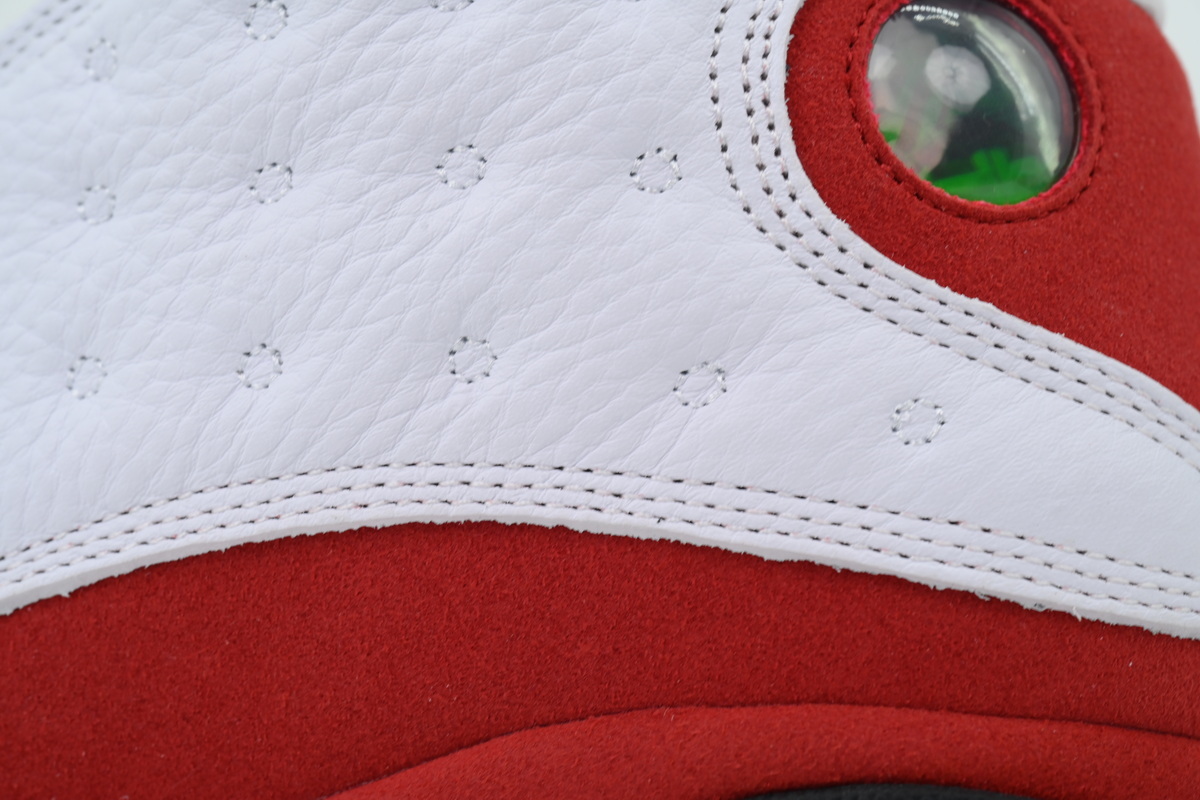 Air Jordan 13 Retro Branco e Vermelho