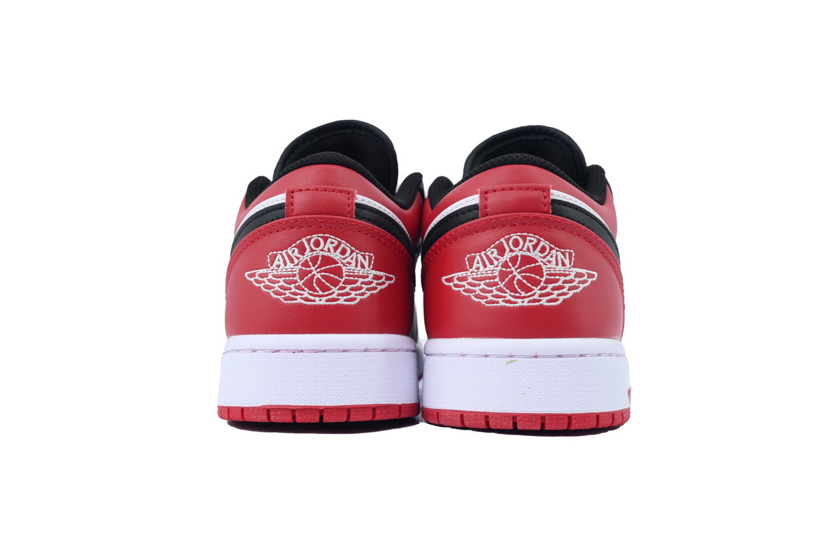 Air Jordan 1 Low Bred Toe