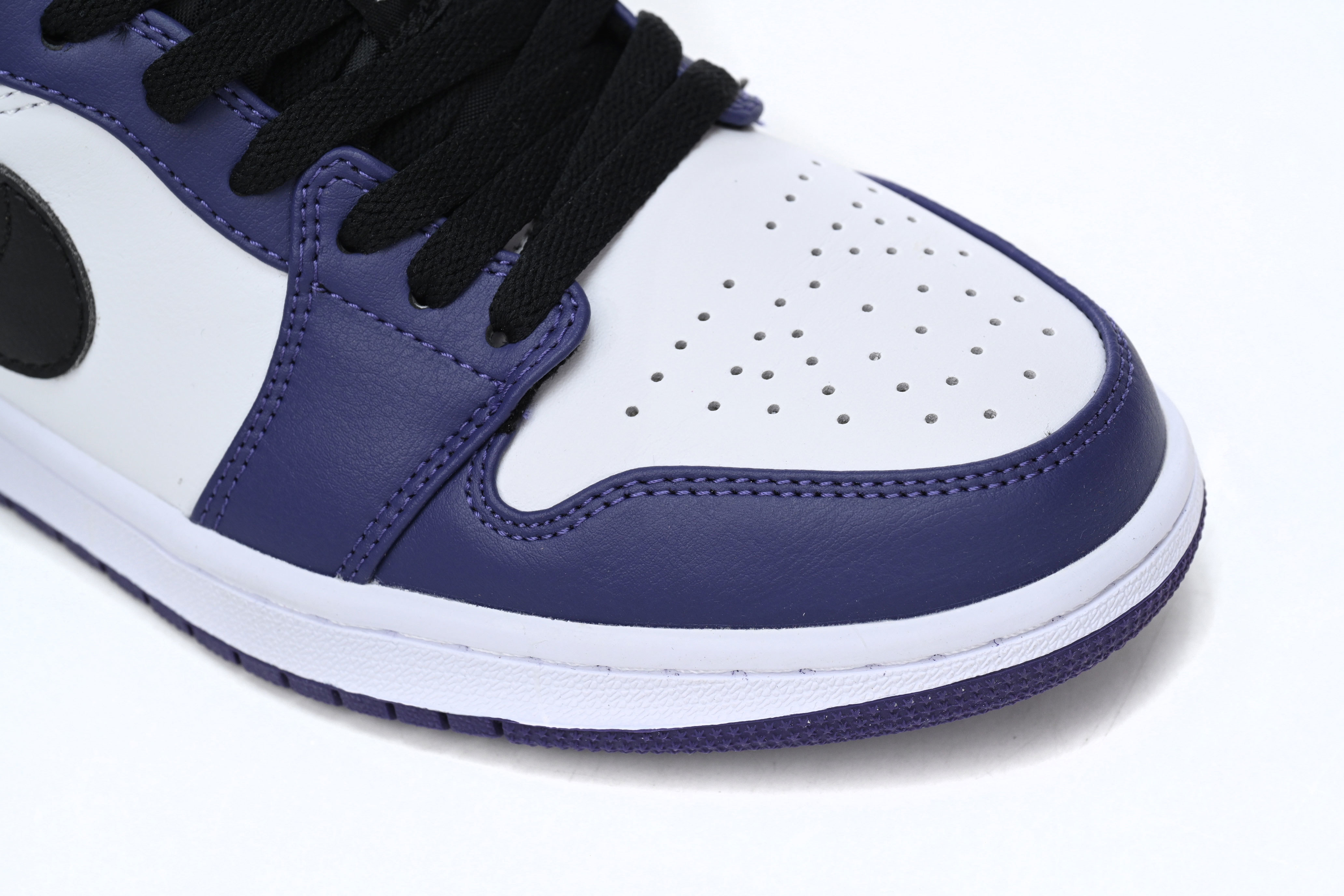 Air Jordan 1 Low Court Purple