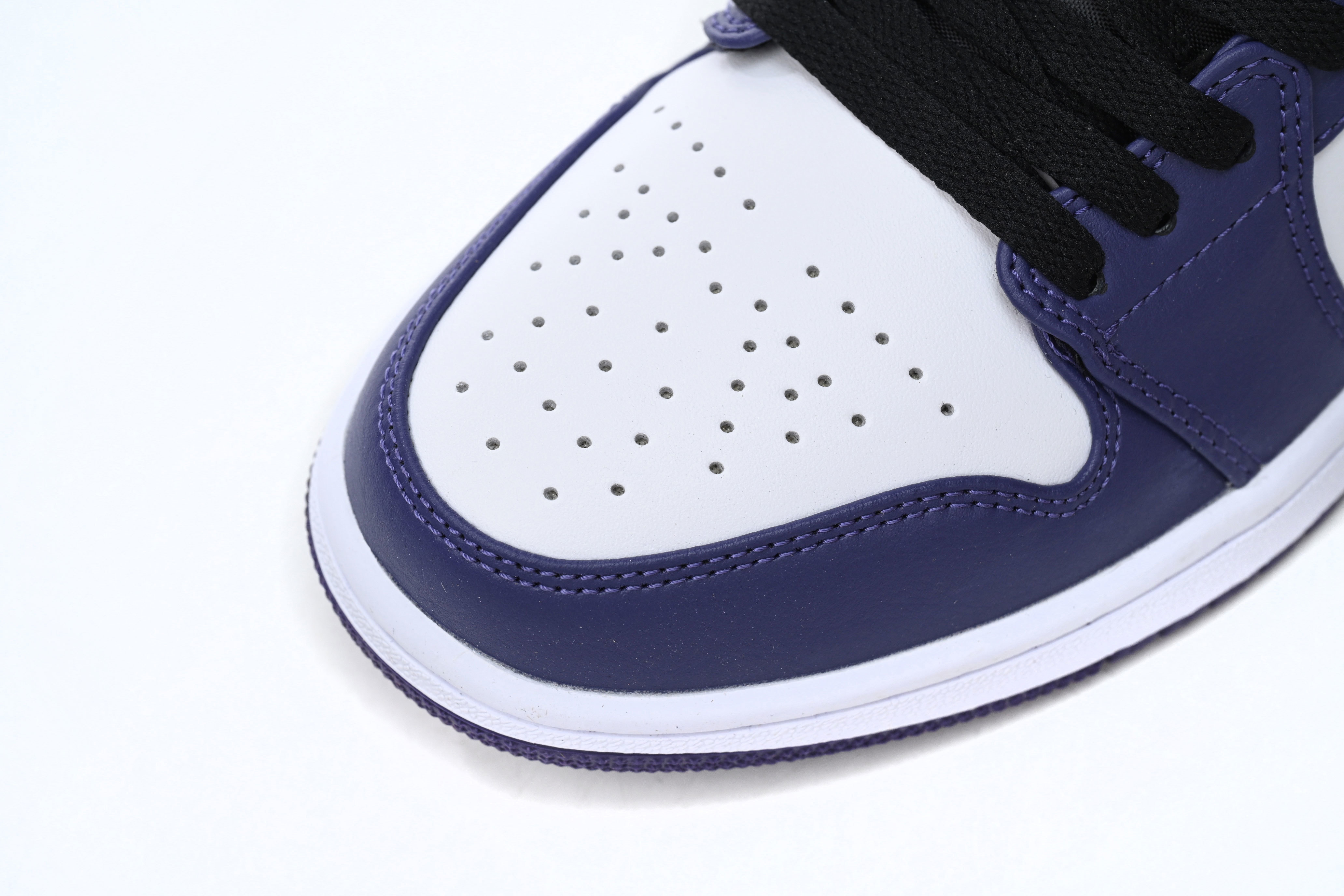 Air Jordan 1 Low Court Purple