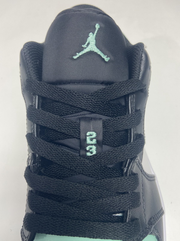 Air Jordan 1 Low Mint Green
