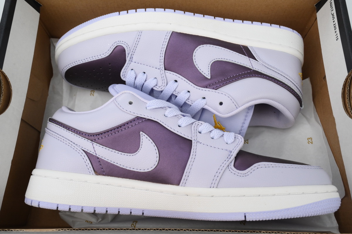 Air Jordan 1 Low Oxygen Purple