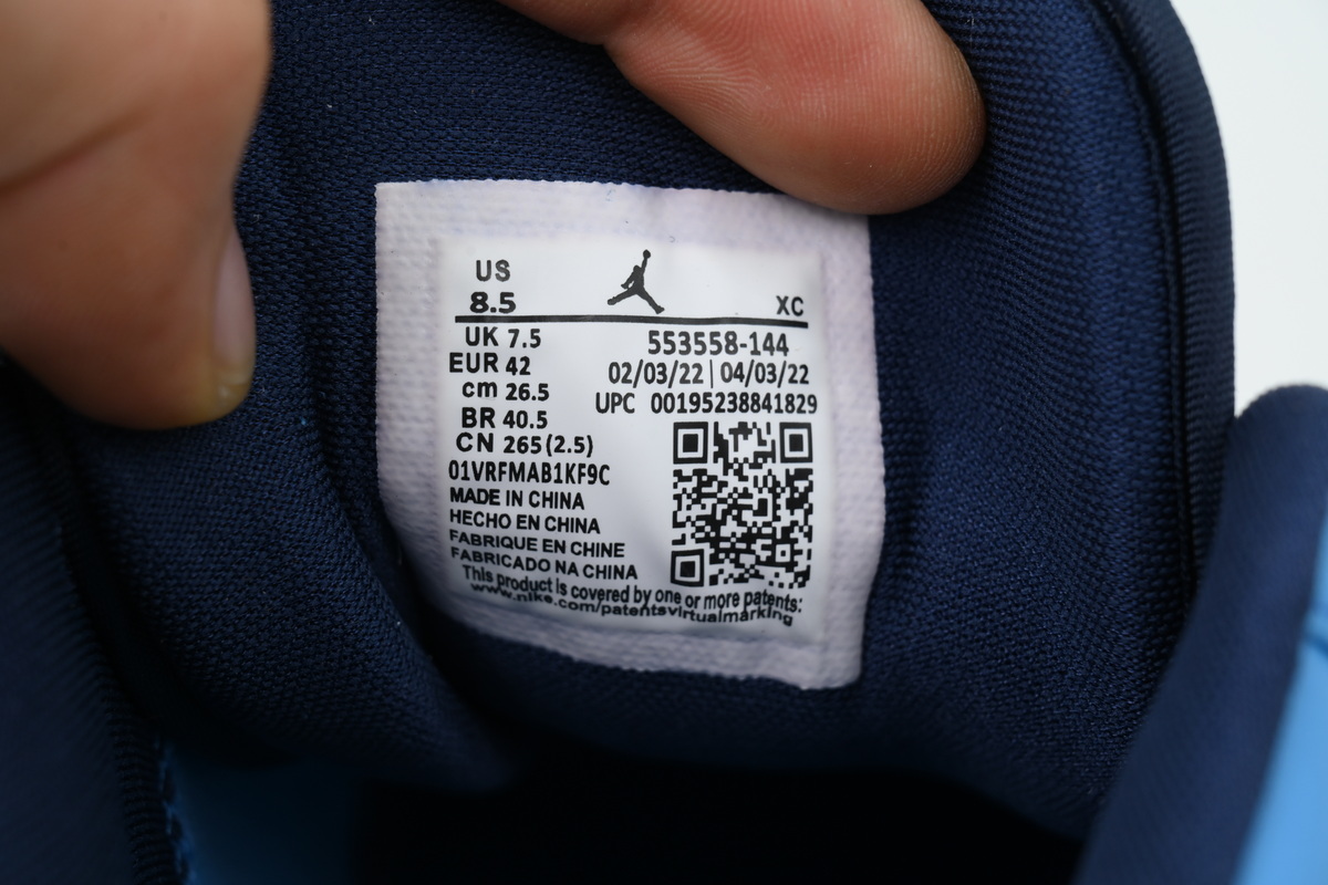 Air Jordan 1 Low University Blue 553558-144